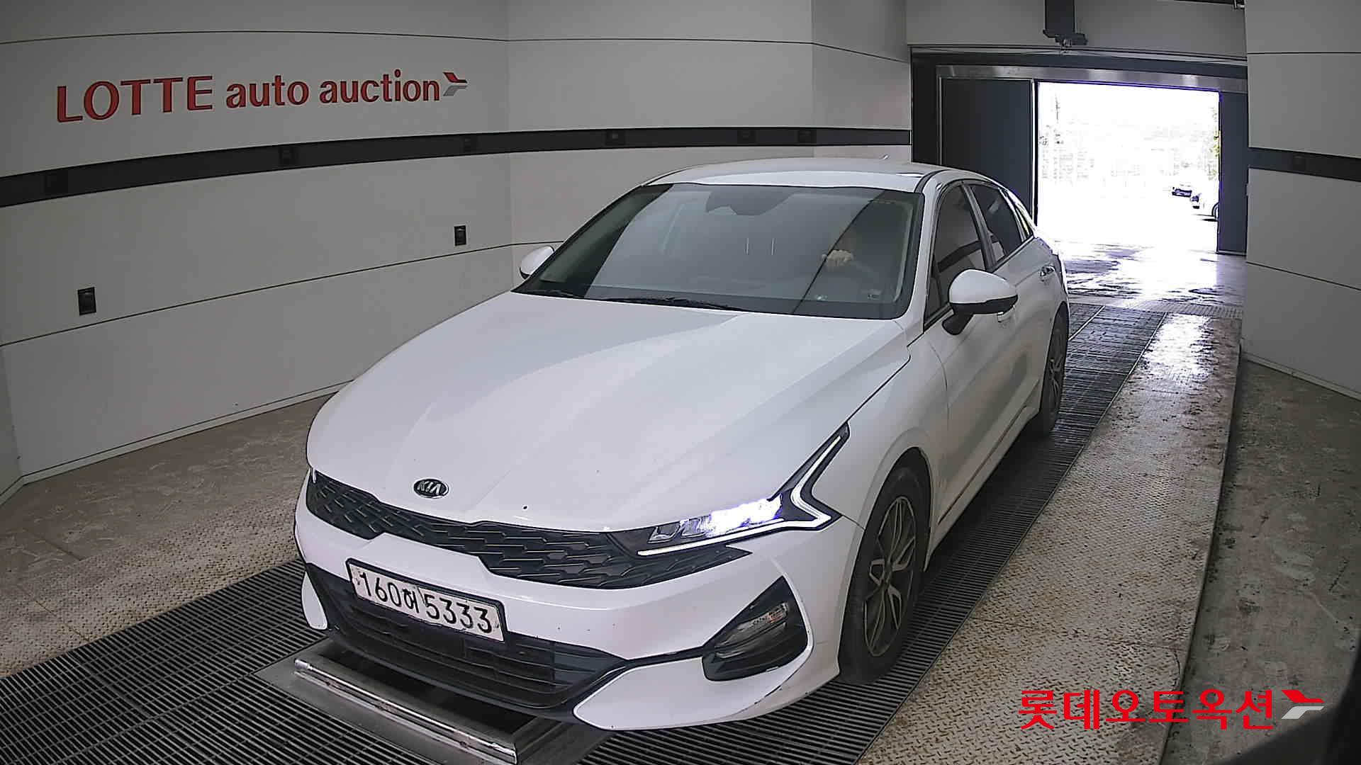 Kia K5 2021 - Image 10