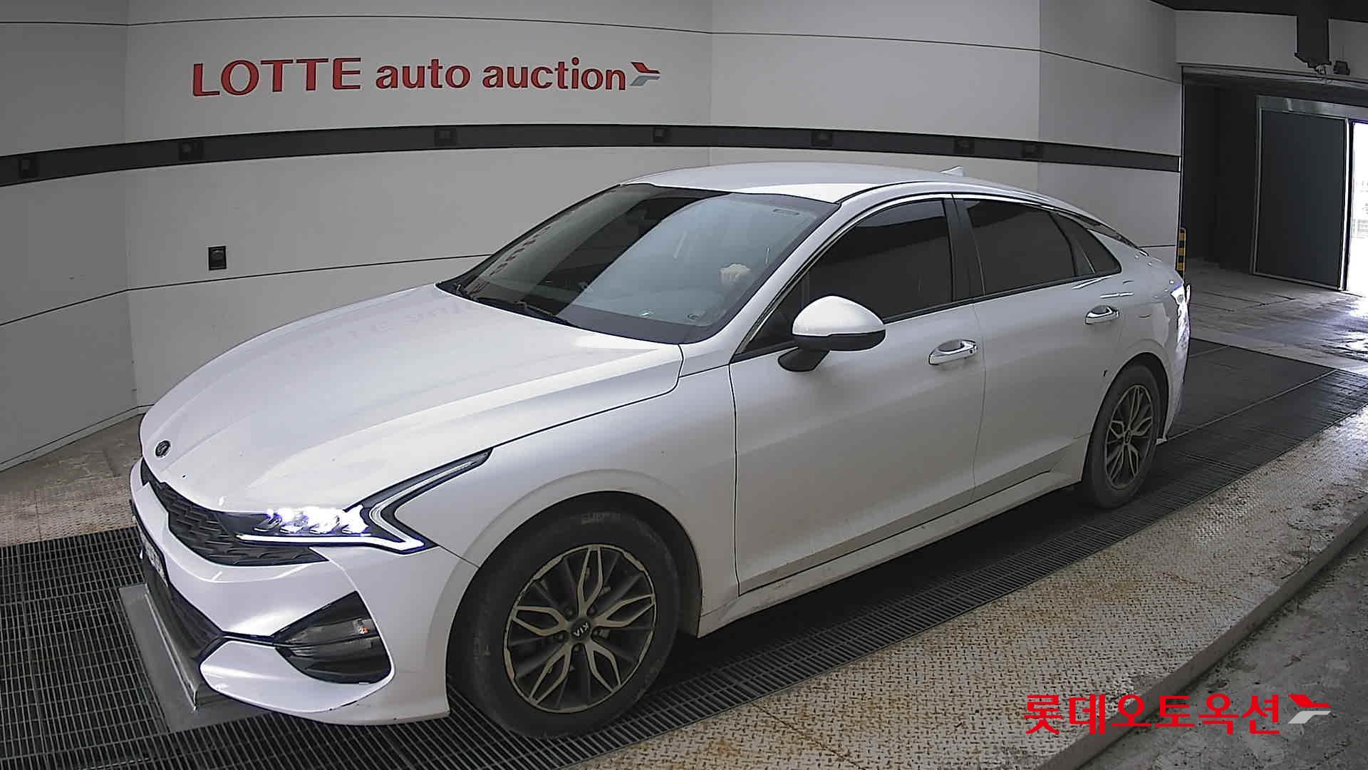 Kia K5 2021 - Image 11