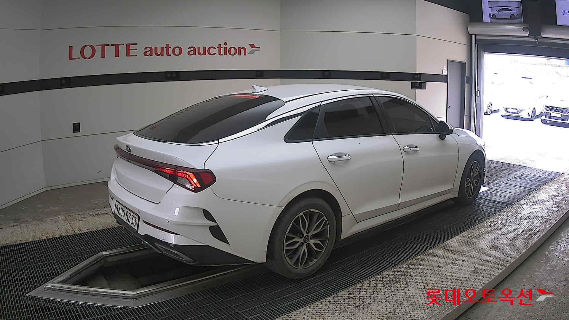 Kia K5 2021 - Image 19