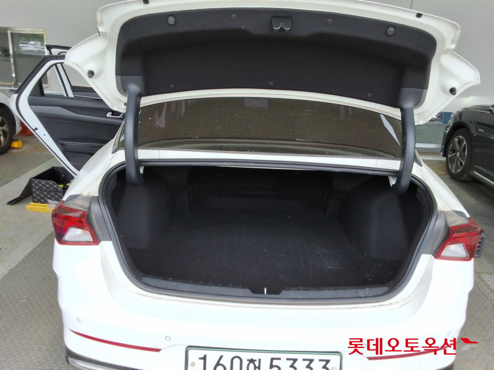 Kia K5 2021 - Image 9