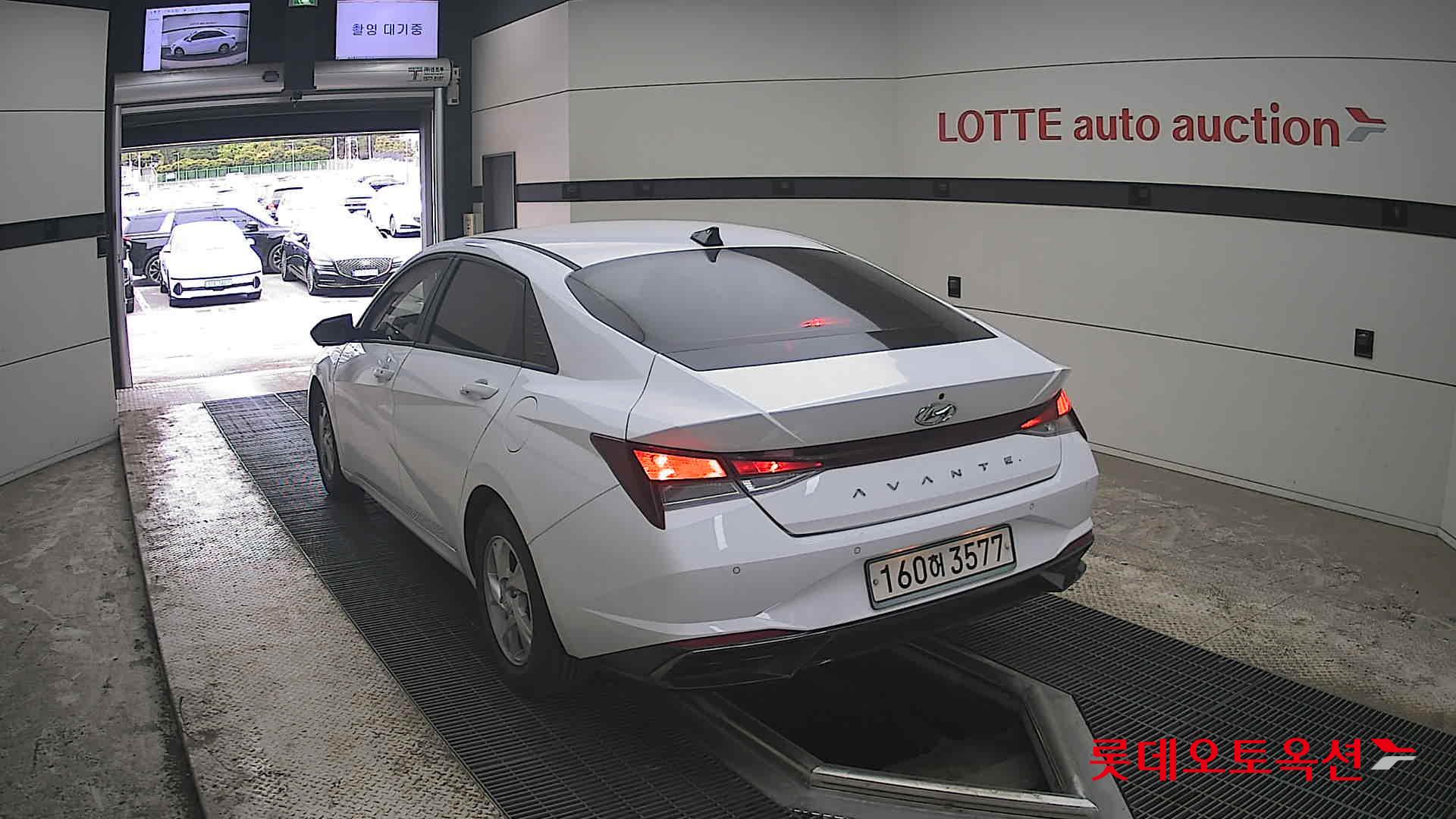 هيونداي إلانترا 2021 - صورة 16