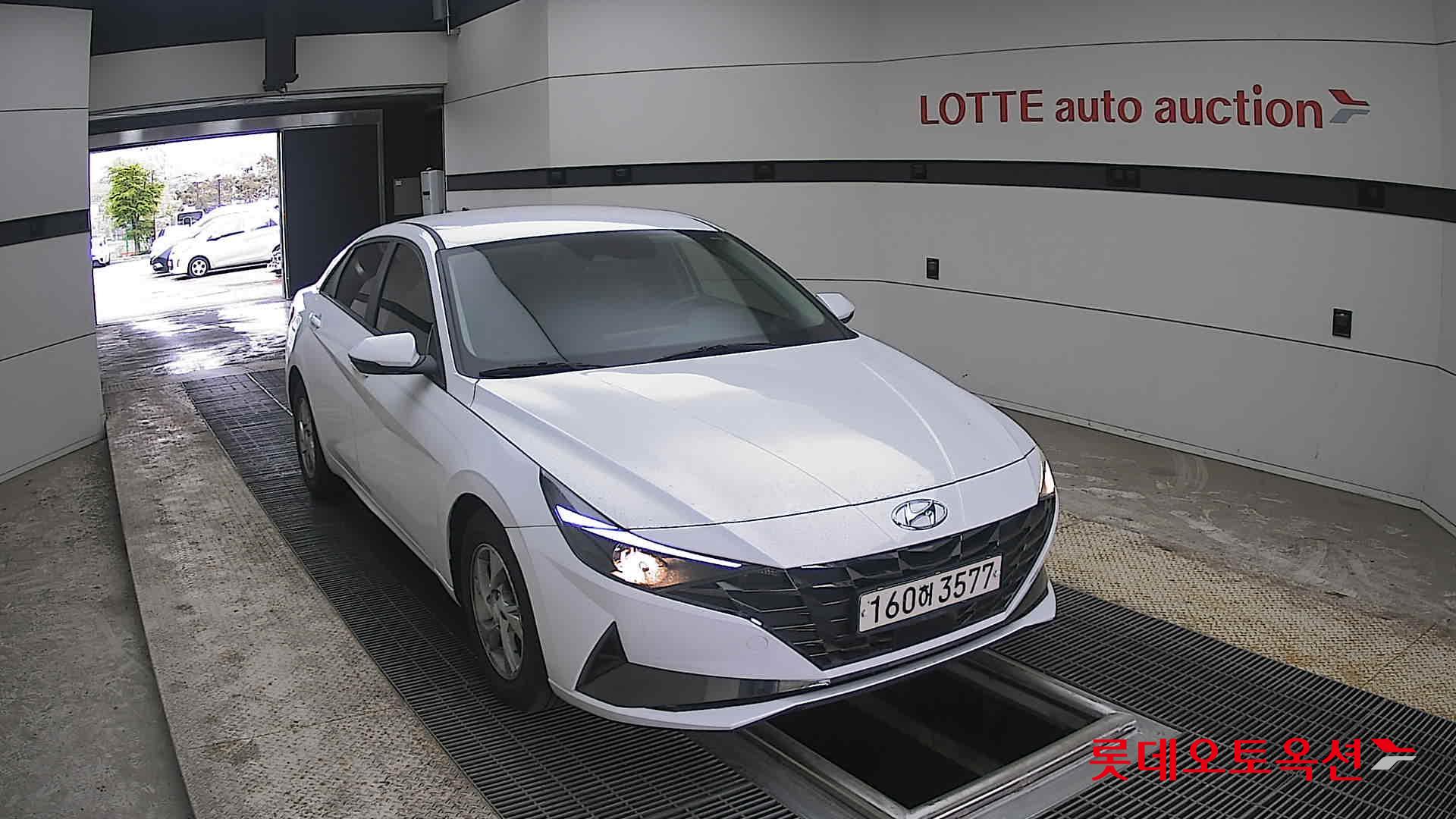 هيونداي إلانترا 2021 - صورة 24