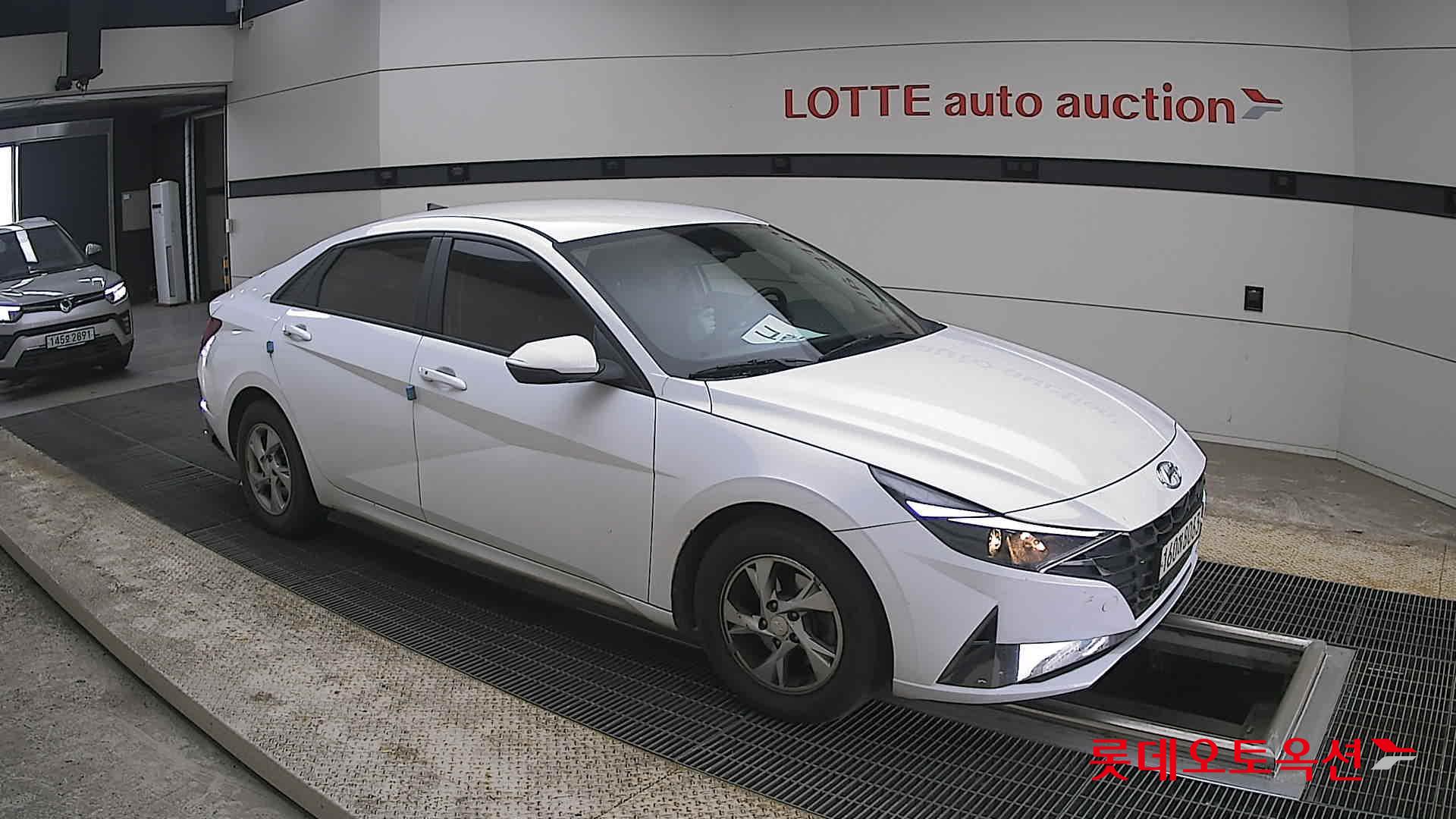 Hyundai Elantra 2021 - Image 23