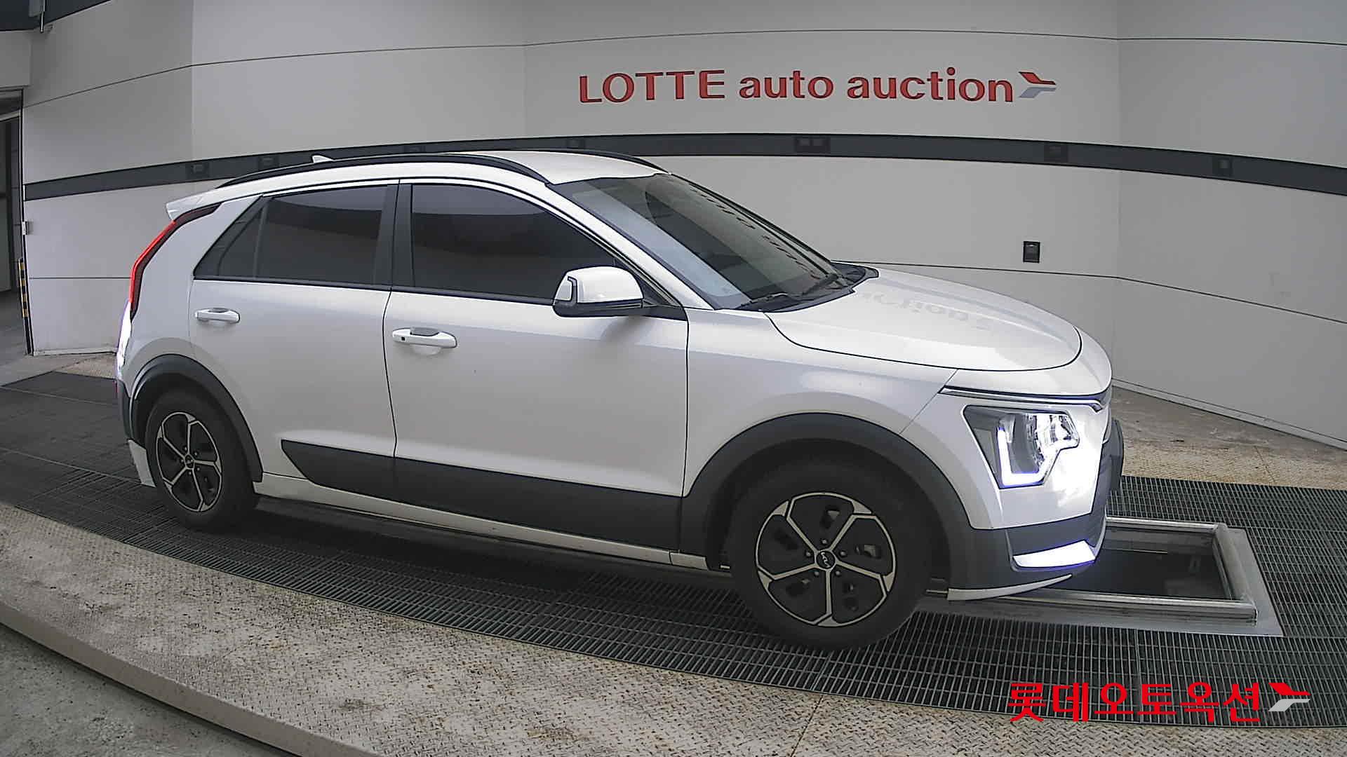 كيا نيرو 2022 - صورة 22