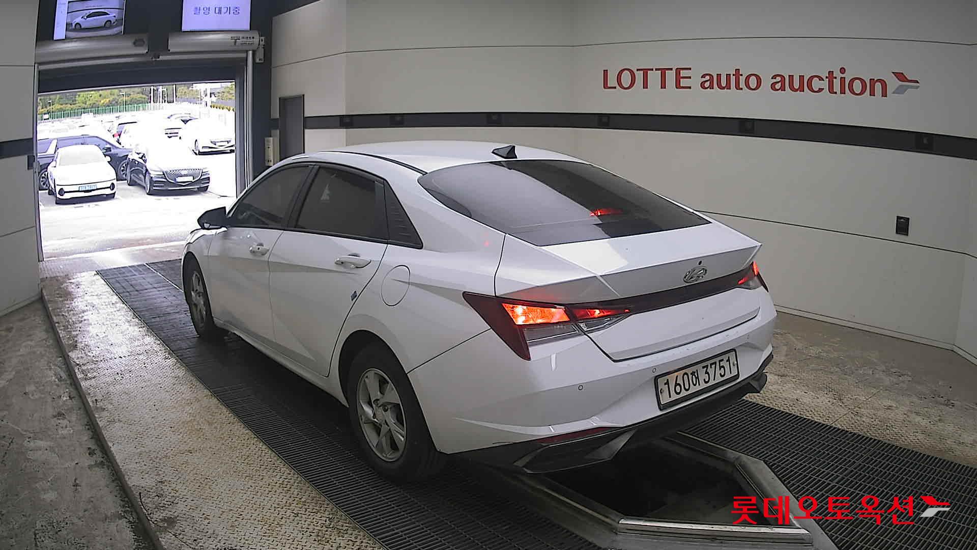 현대자동차 아반떼 2021 - 이미지 4