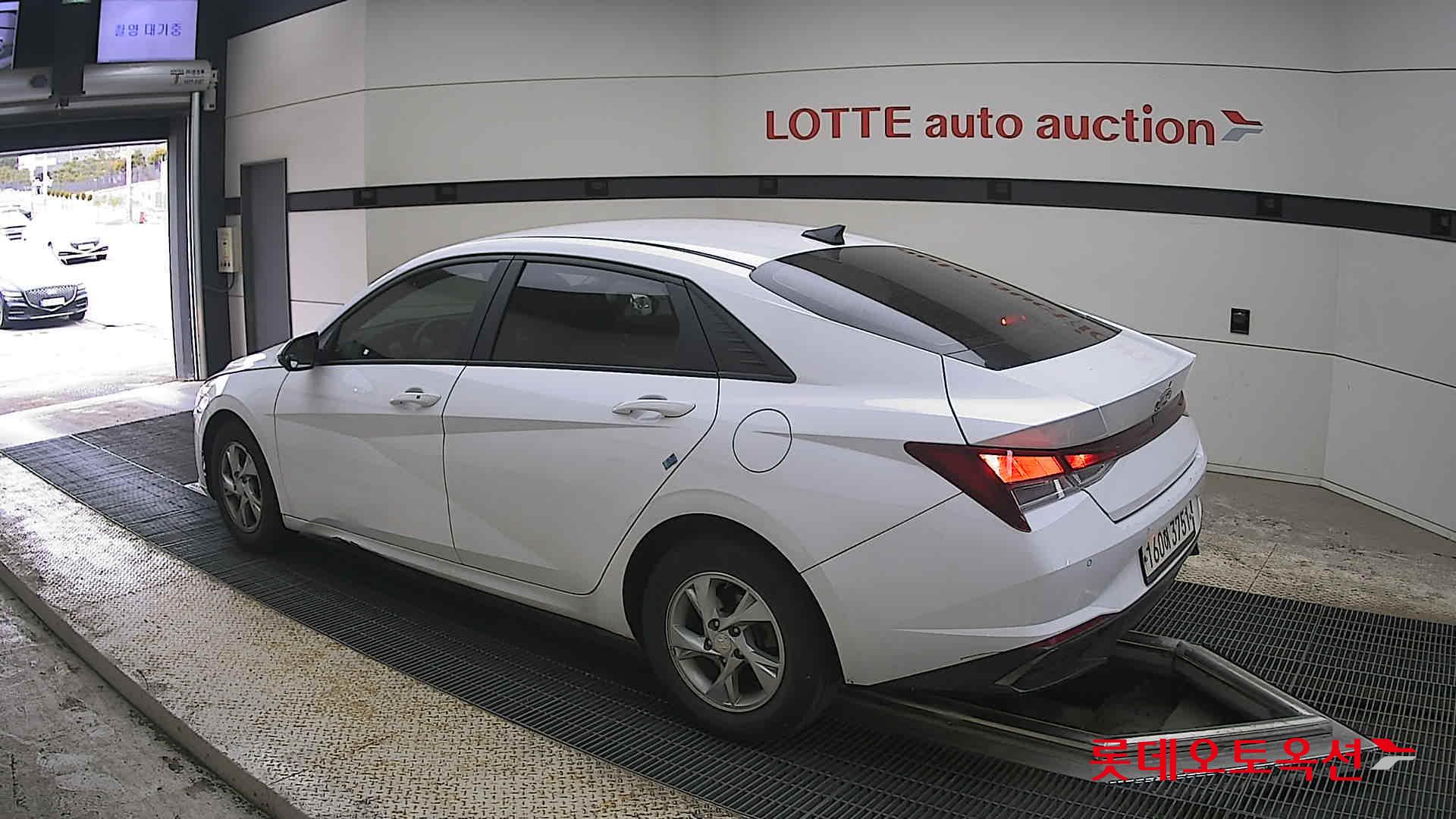 현대자동차 아반떼 2021 - 이미지 15