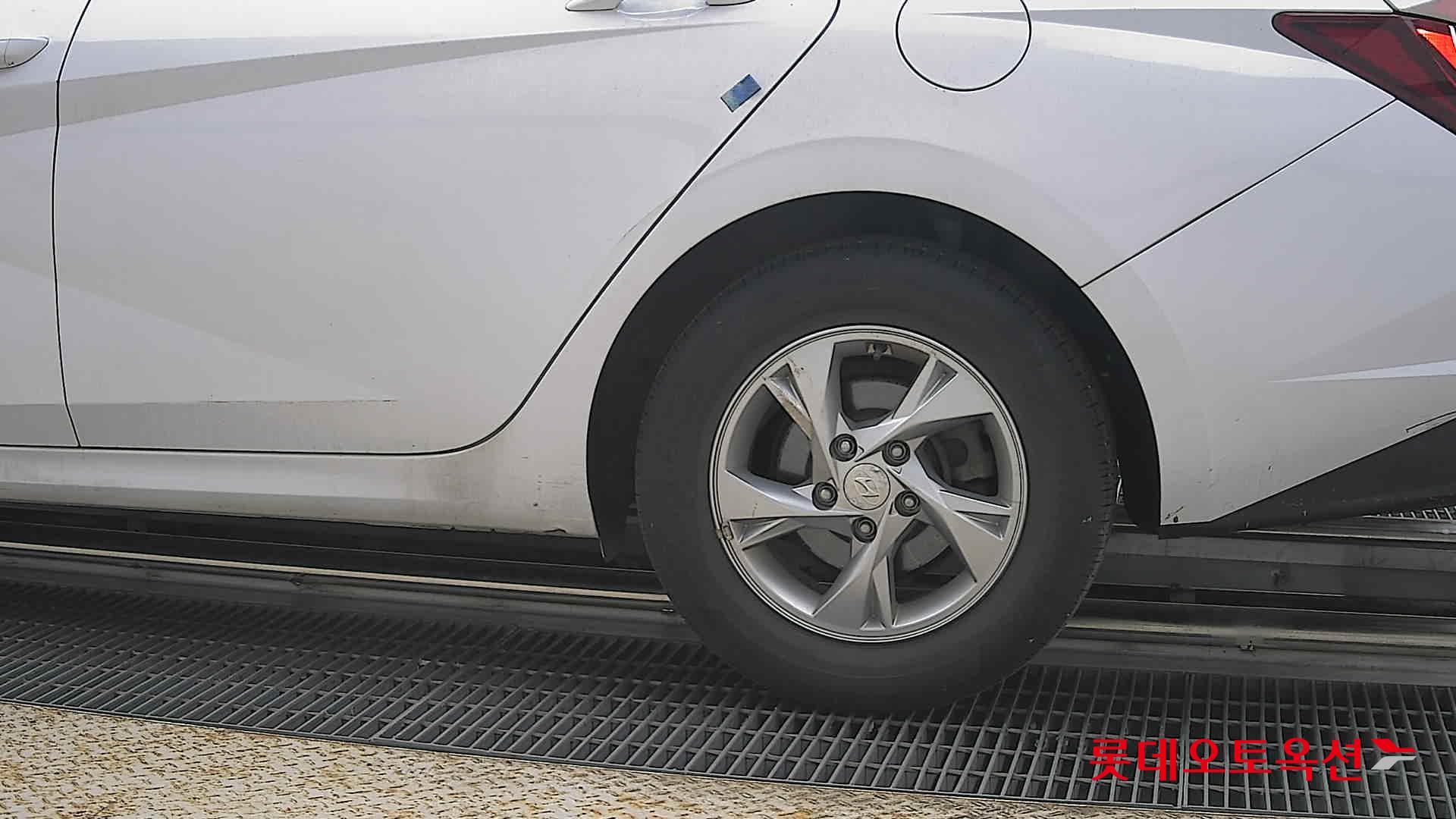 현대자동차 아반떼 2021 - 이미지 26