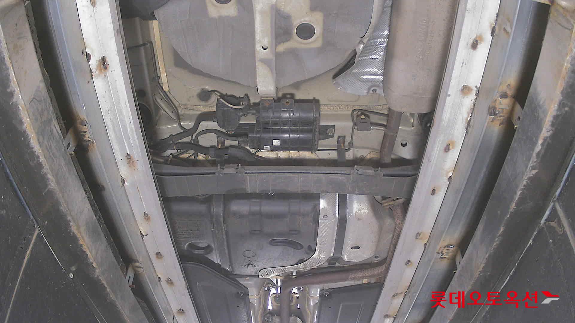 Hyundai Elantra 2021 - Image 2