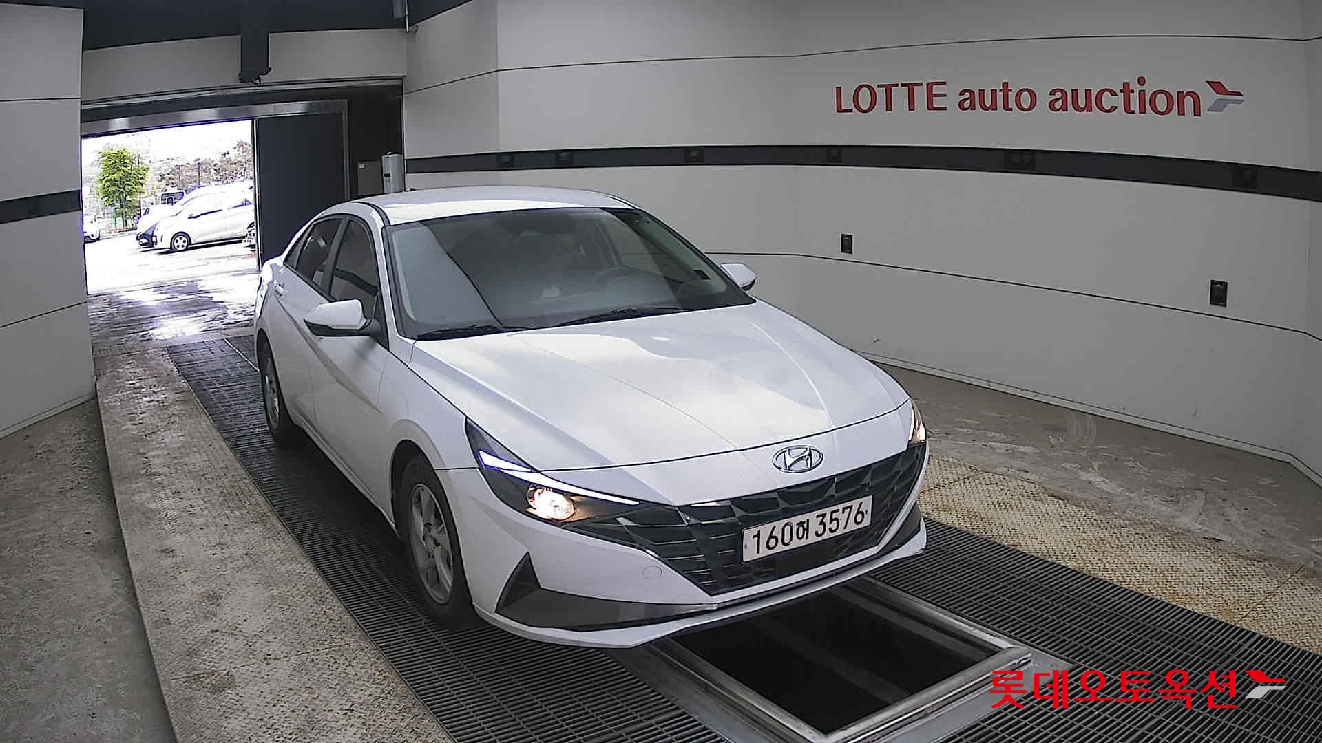 هيونداي إلانترا 2021 - صورة 24