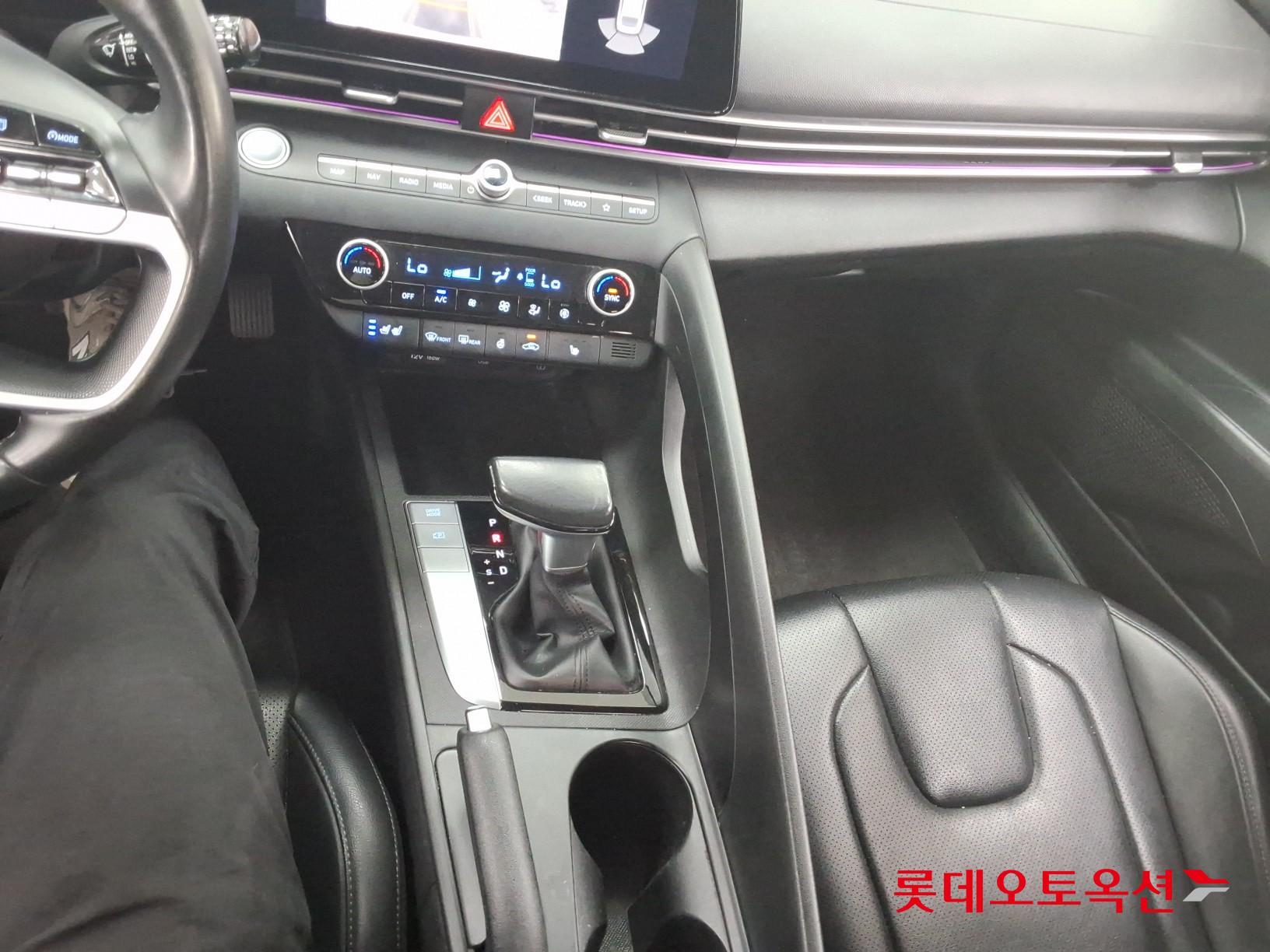 هيونداي إلانترا 2021 - صورة 35