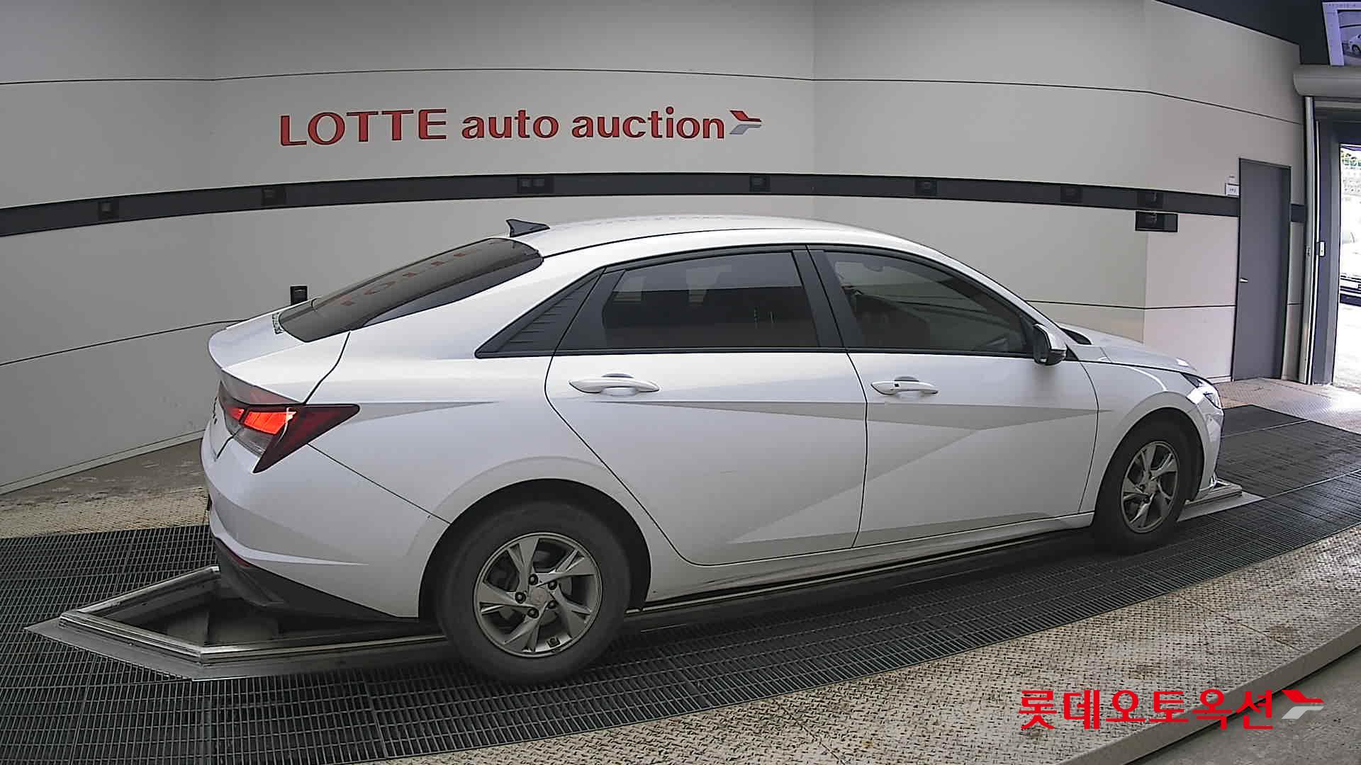 현대자동차 아반떼 2021 - 이미지 20