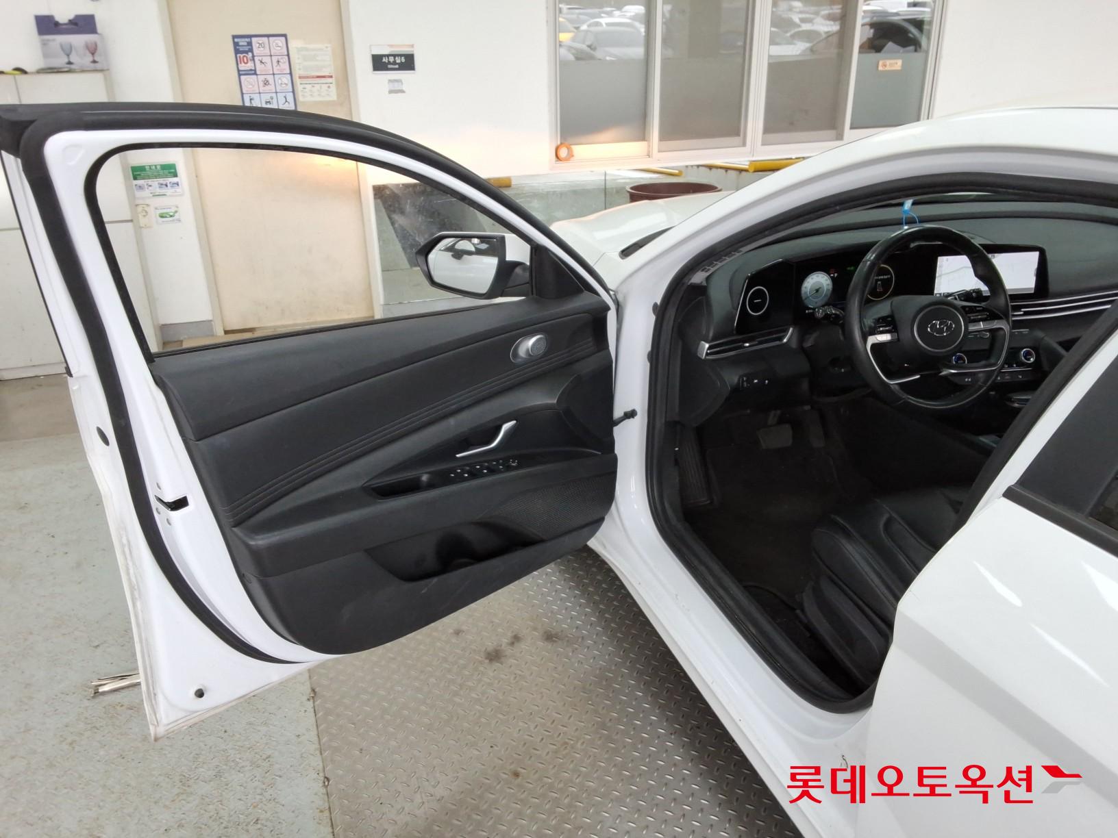 현대자동차 아반떼 2021 - 이미지 36