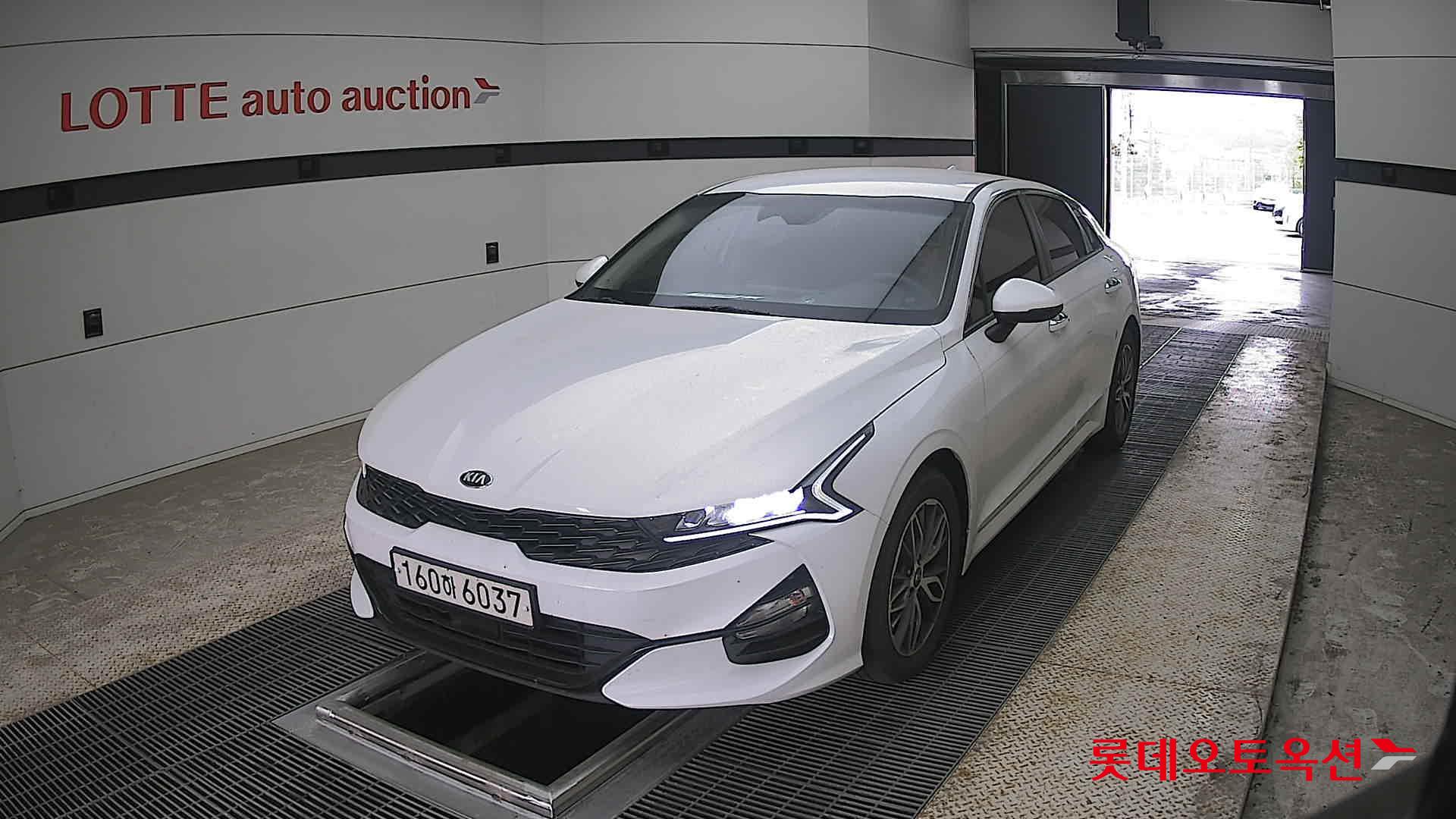 كيا K5 2021 - صورة 10