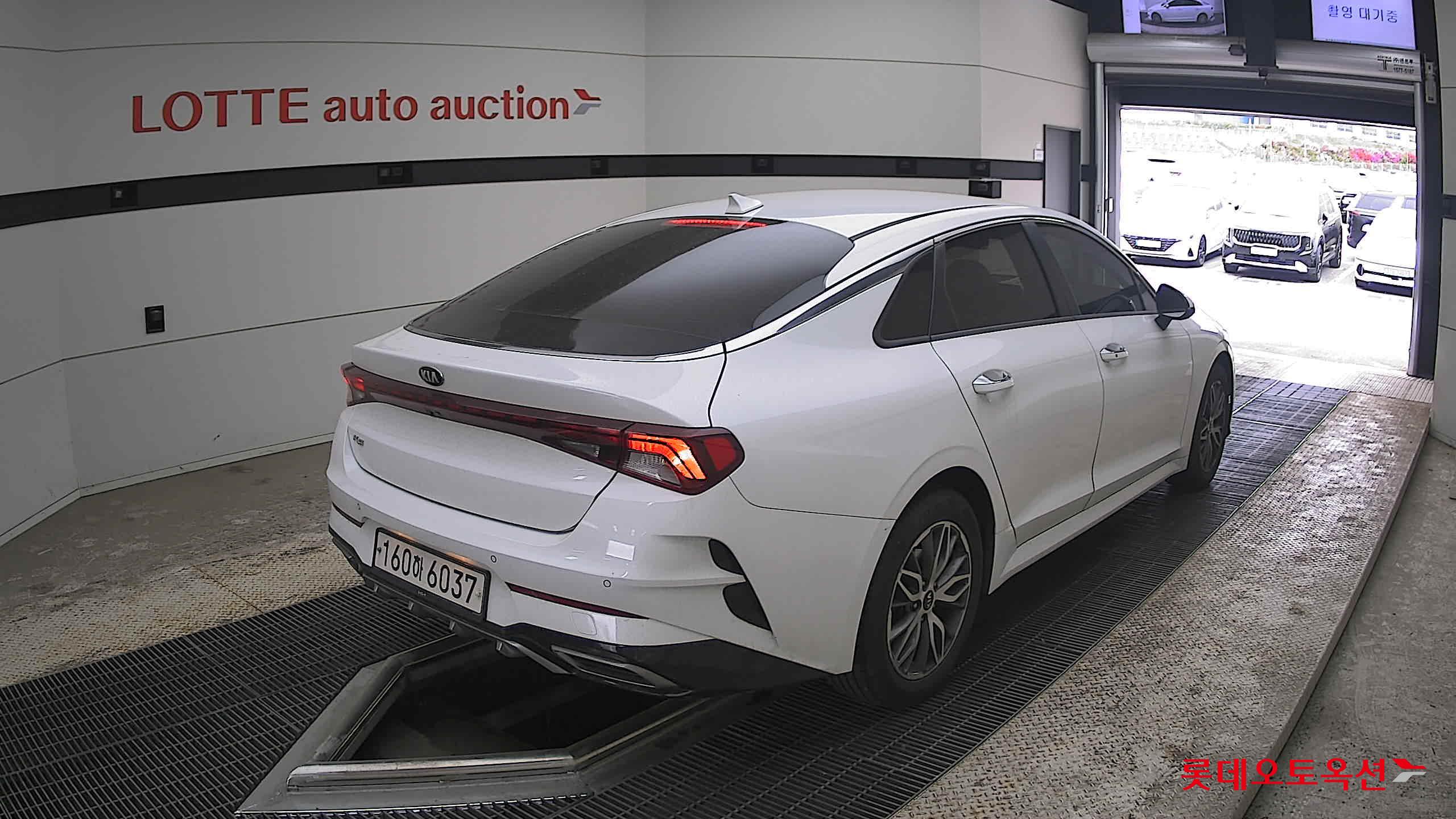 كيا K5 2021 - صورة 5