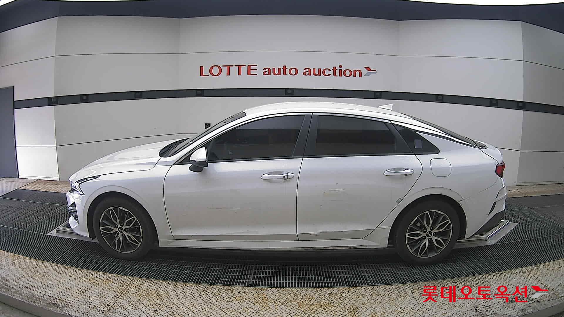 كيا K5 2021 - صورة 13