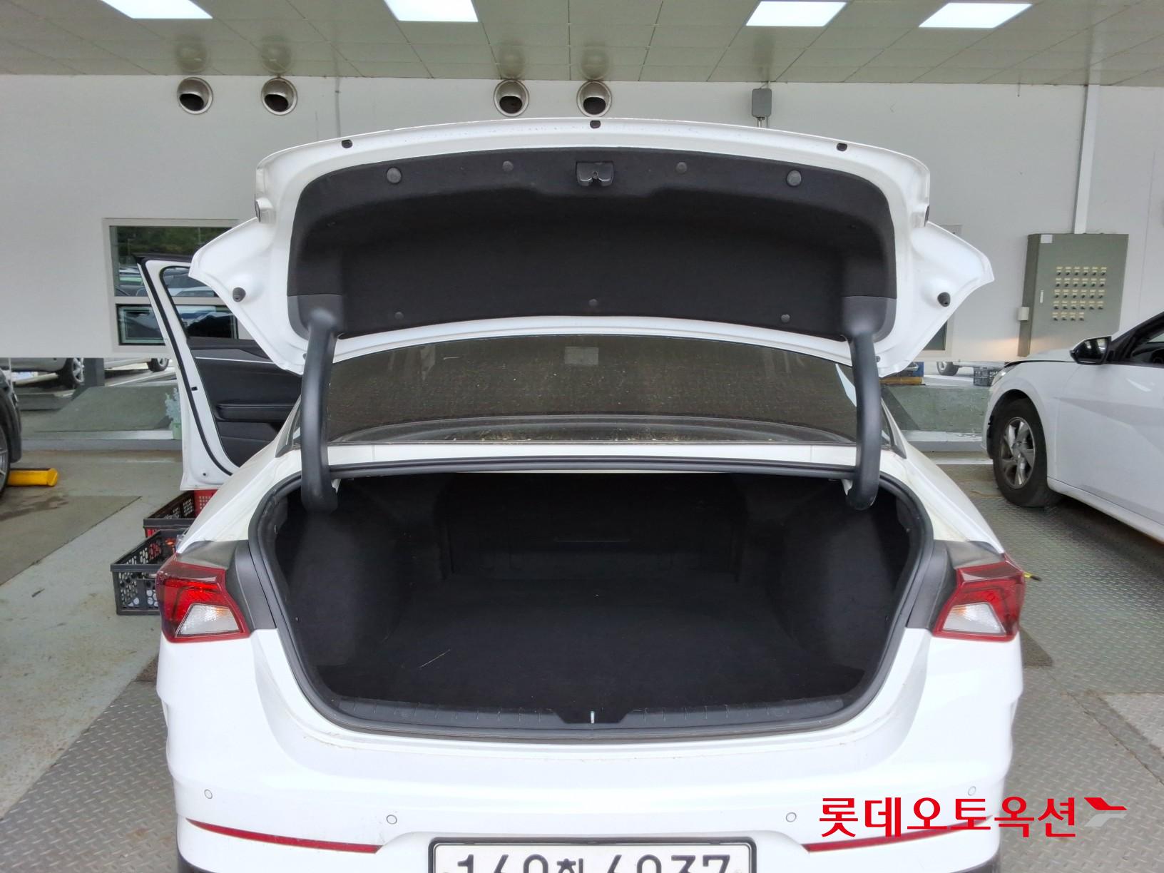 كيا K5 2021 - صورة 9