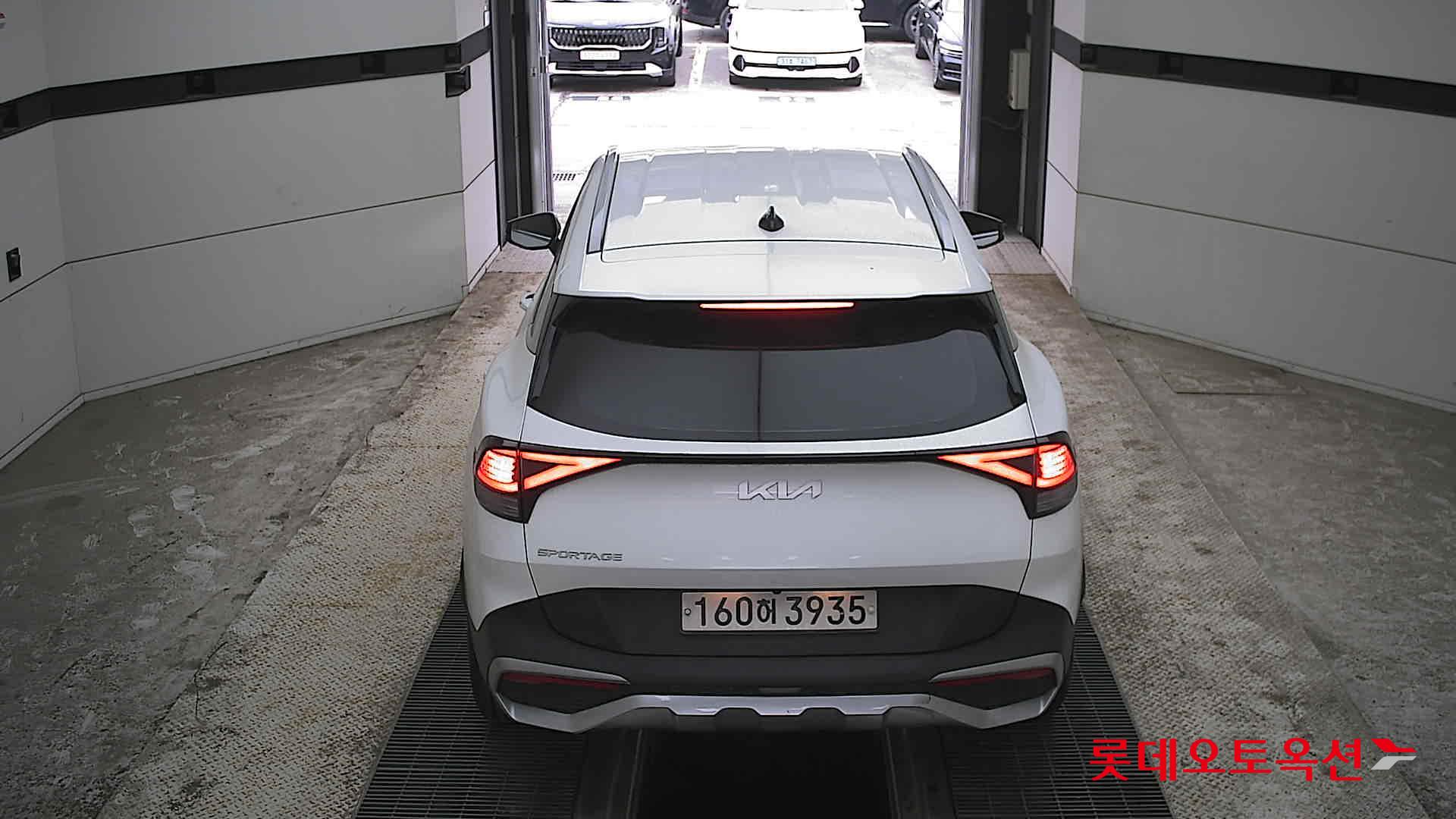 Kia Sportage 2022 - Image 17