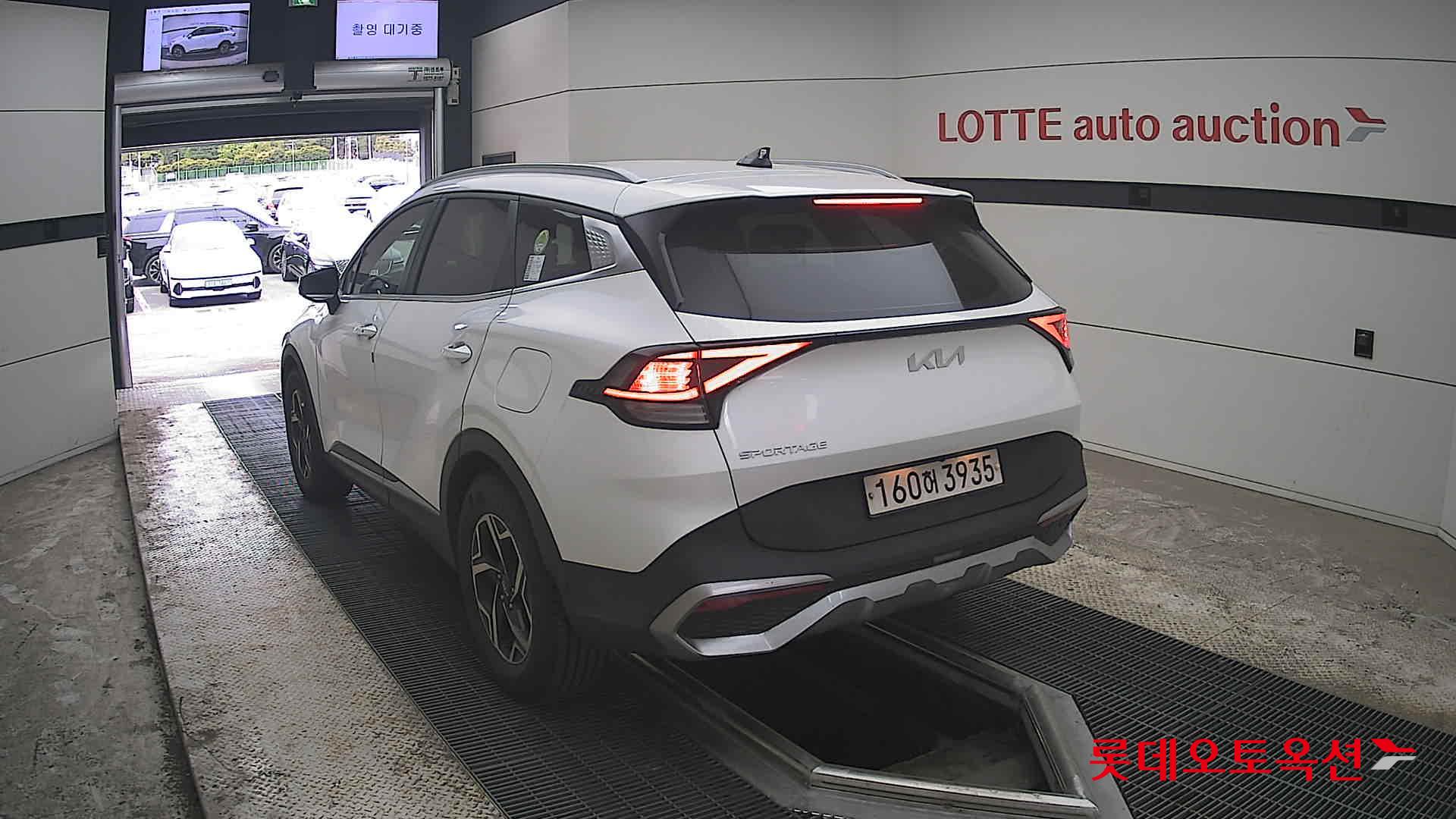 Kia Sportage 2022 - Image 16