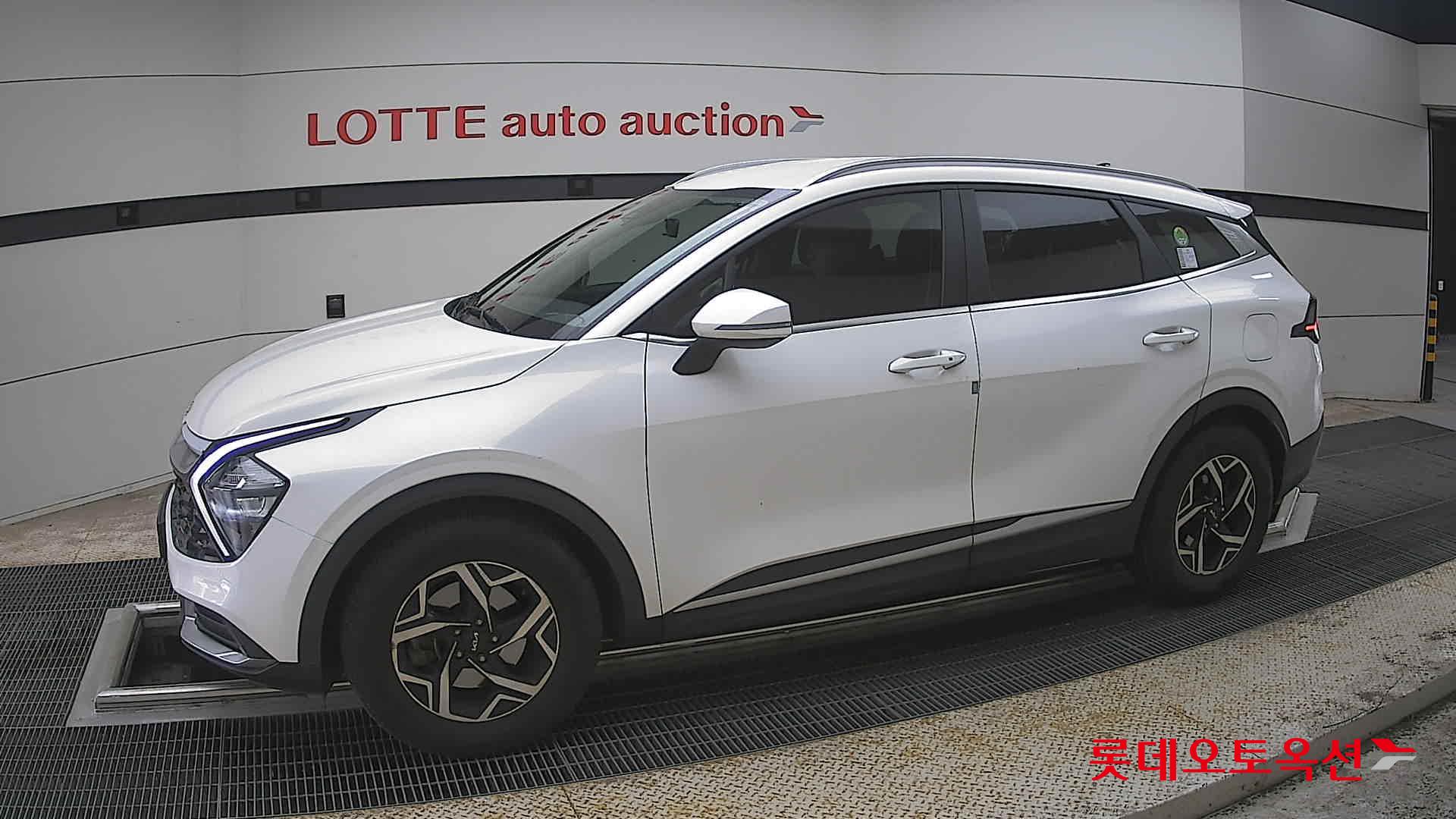 Kia Sportage 2022 - Image 12