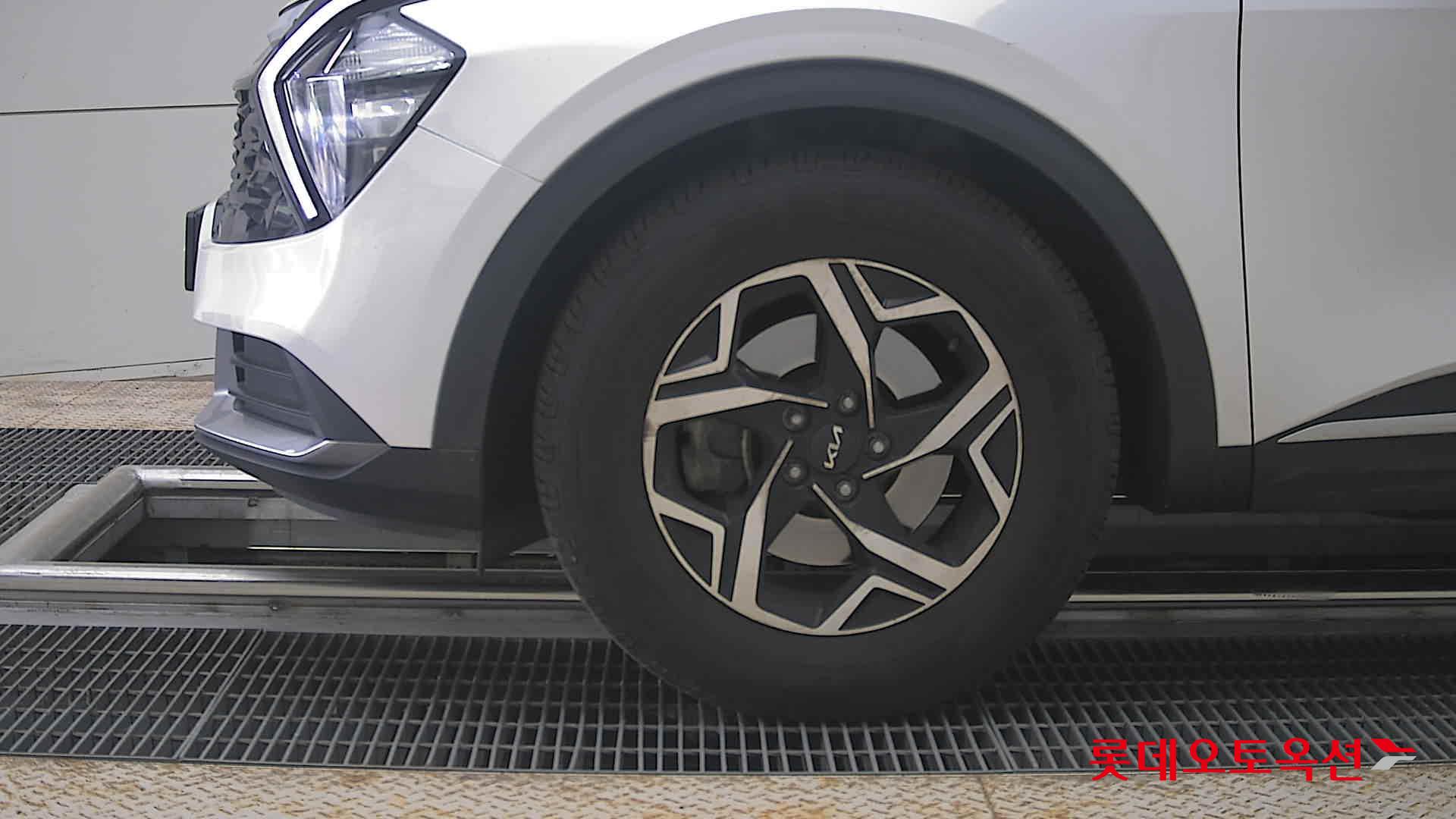 Kia Sportage 2022 - Image 25