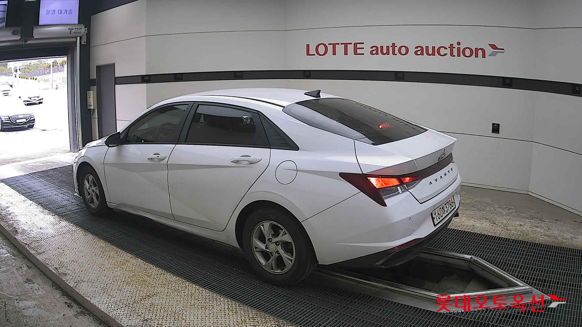 현대자동차 아반떼 2021 - 이미지 15