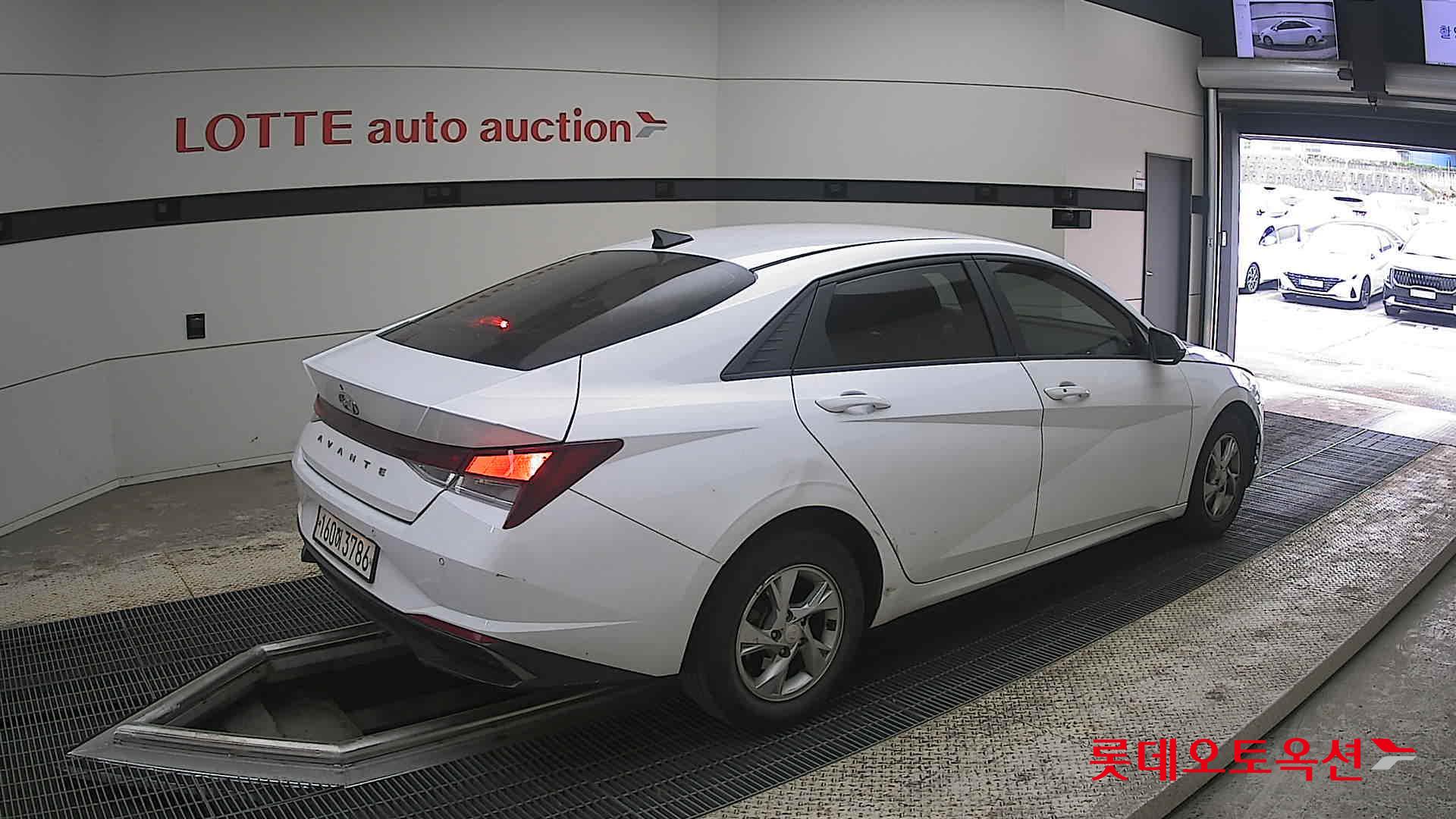 현대자동차 아반떼 2021 - 이미지 19