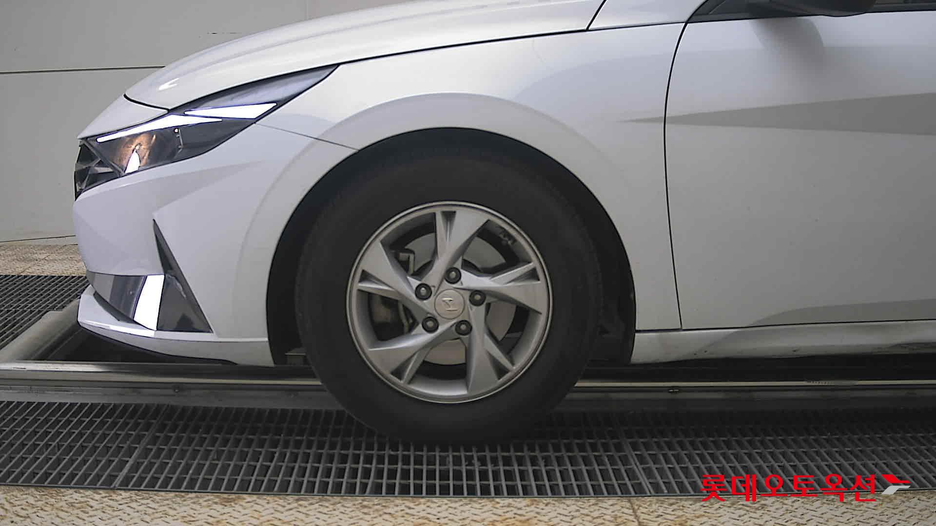 현대자동차 아반떼 2021 - 이미지 25