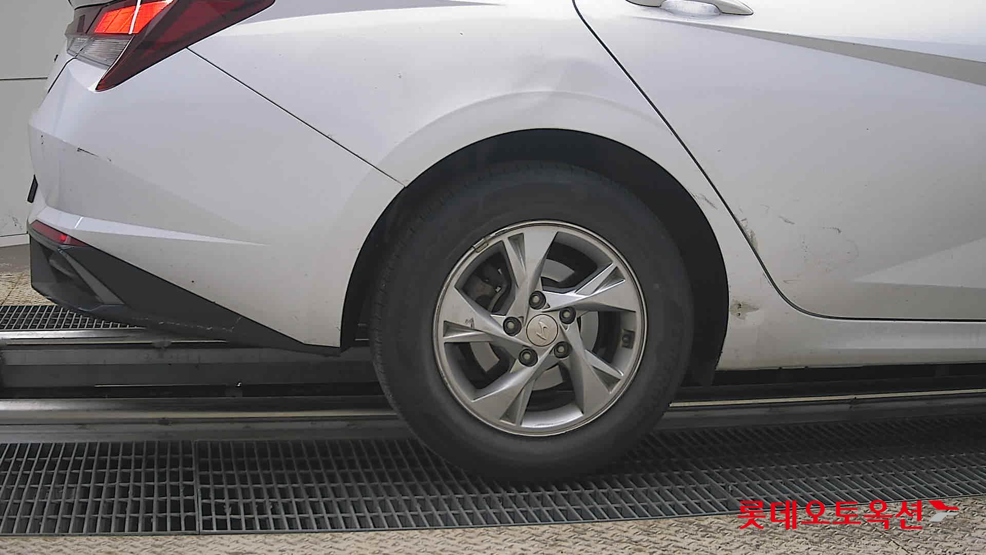 현대자동차 아반떼 2021 - 이미지 28