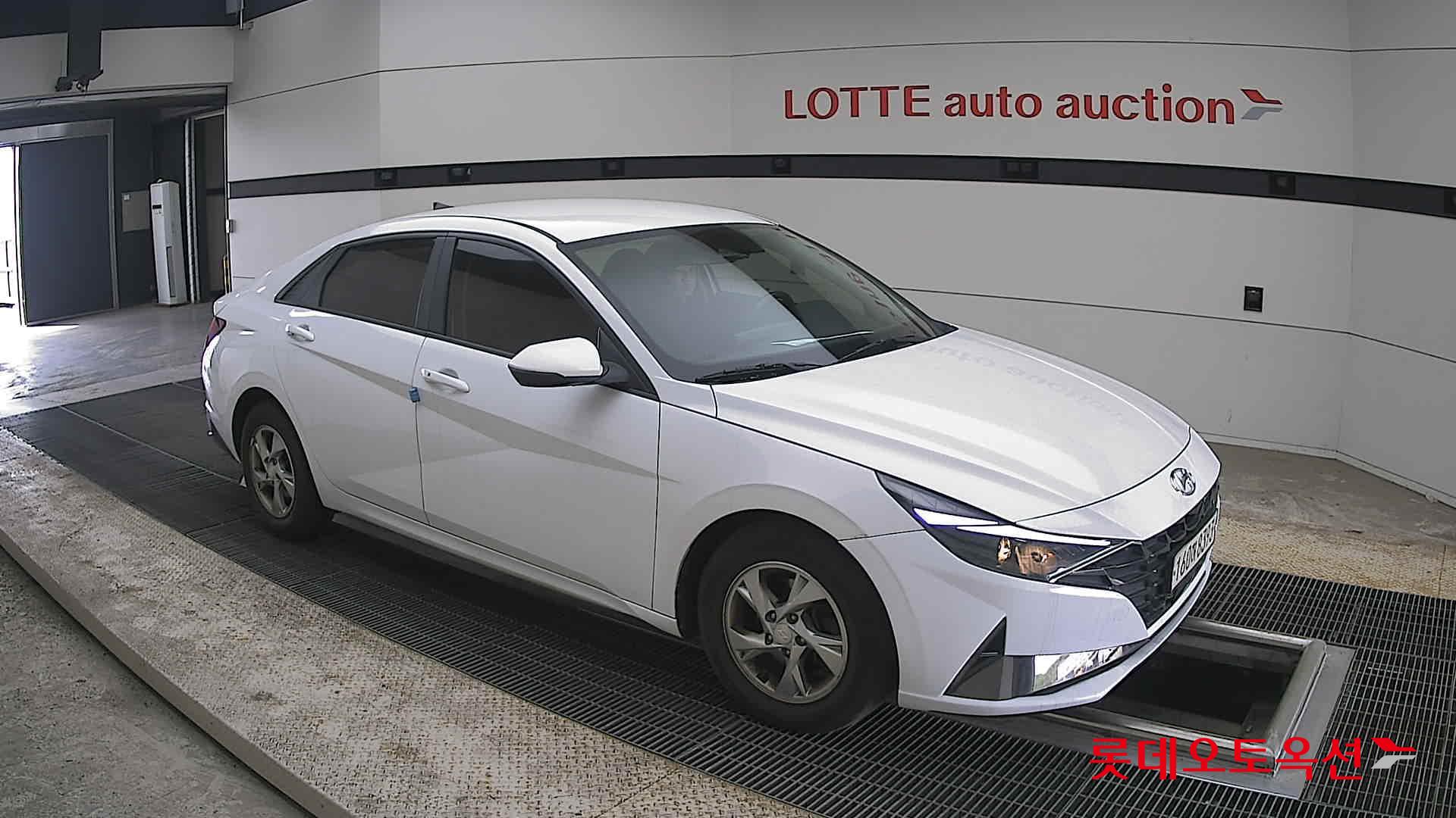 Hyundai Elantra 2021 - Image 23