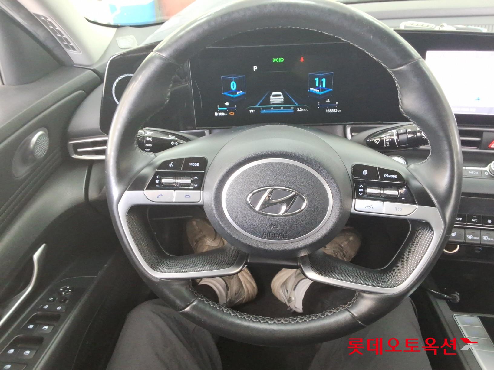 Hyundai Elantra 2021 - Image 30