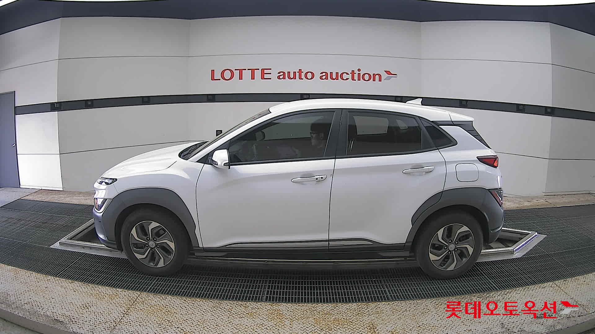 Hyundai Kona 2022 - Image 13