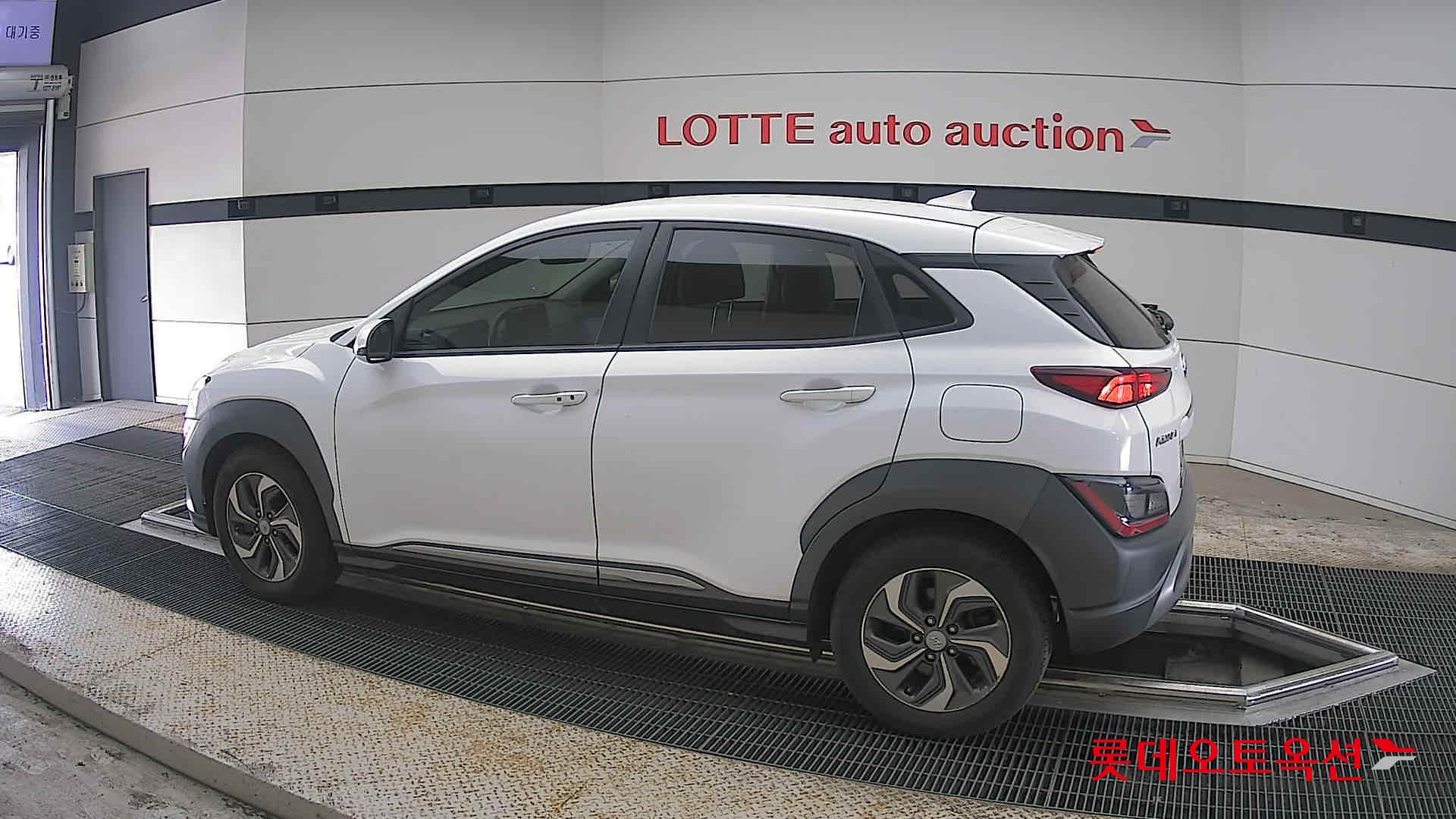 Hyundai Kona 2022 - Image 14