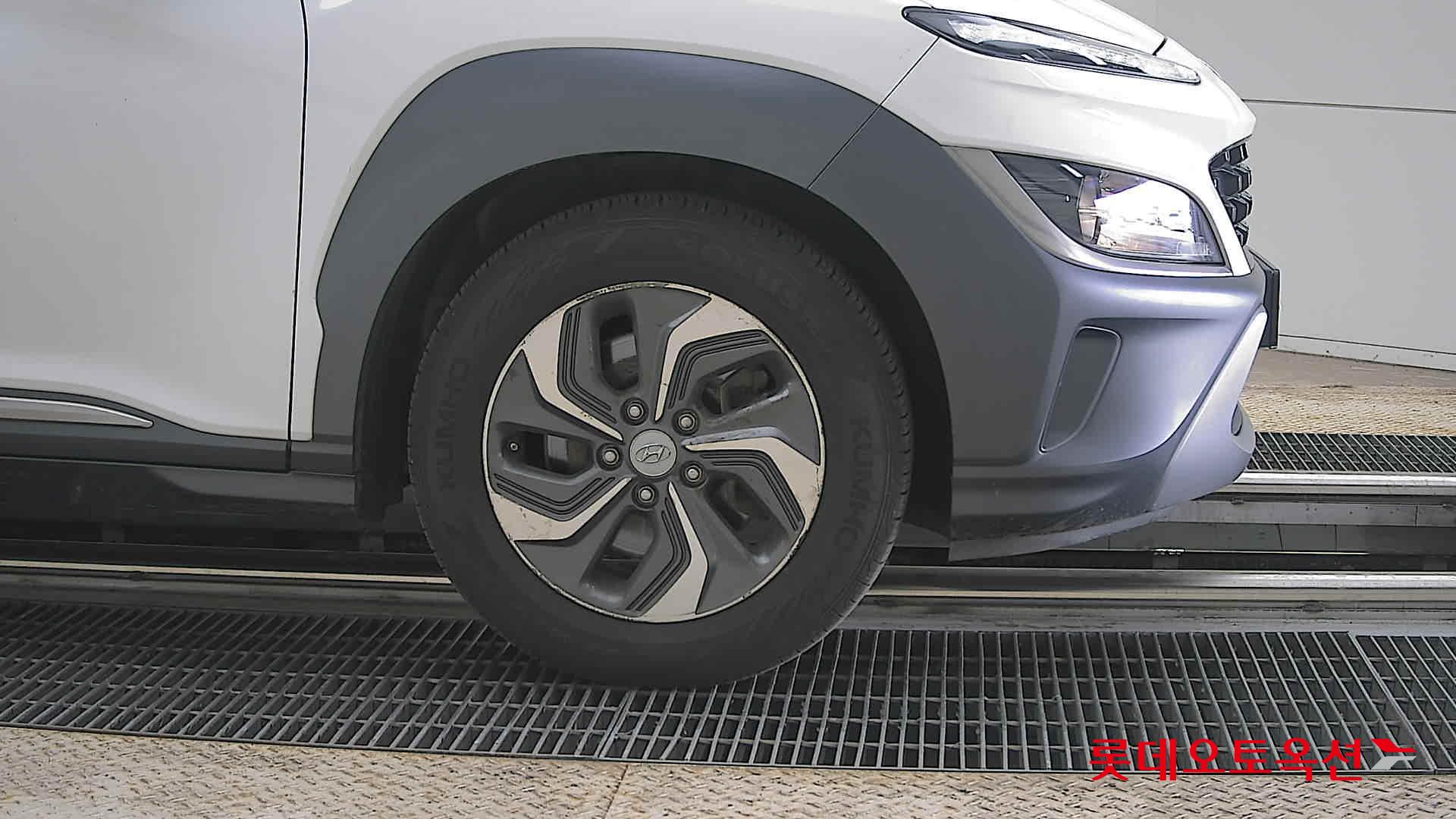 Hyundai Kona 2022 - Image 27