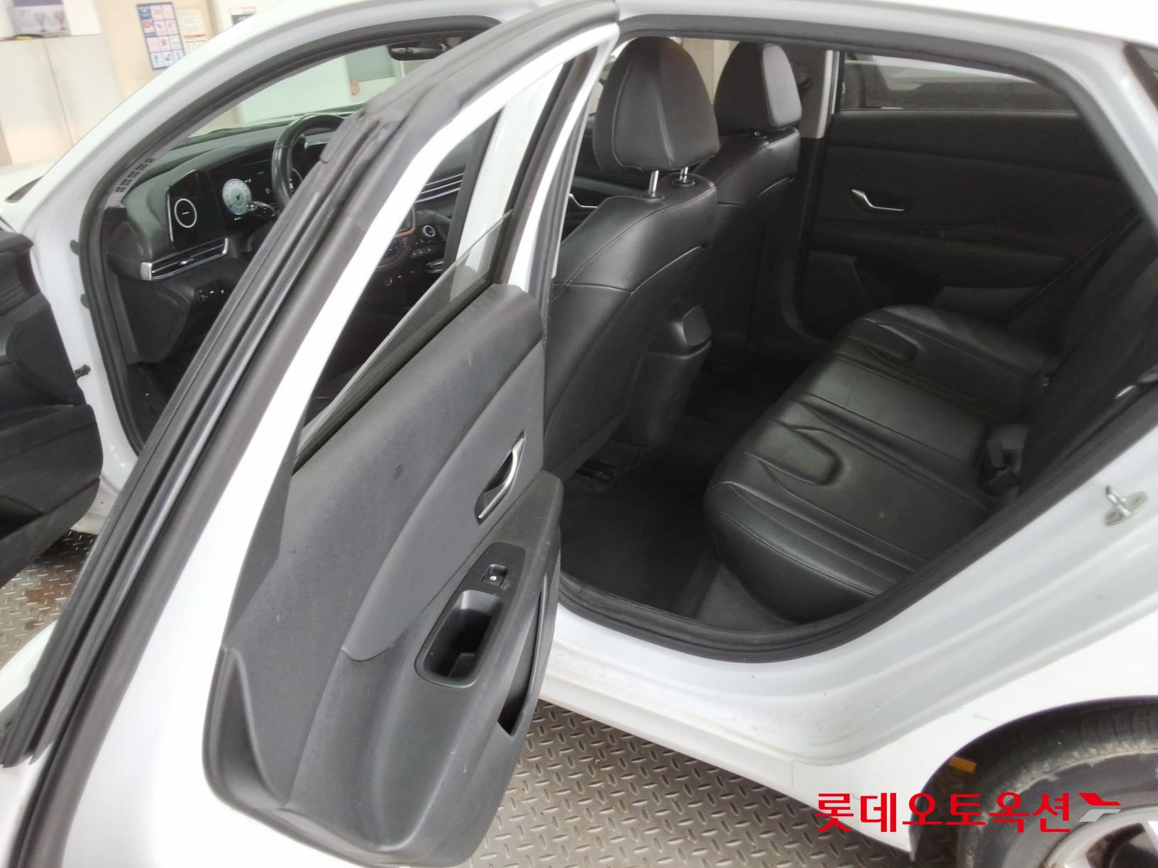 현대자동차 아반떼 2021 - 이미지 38