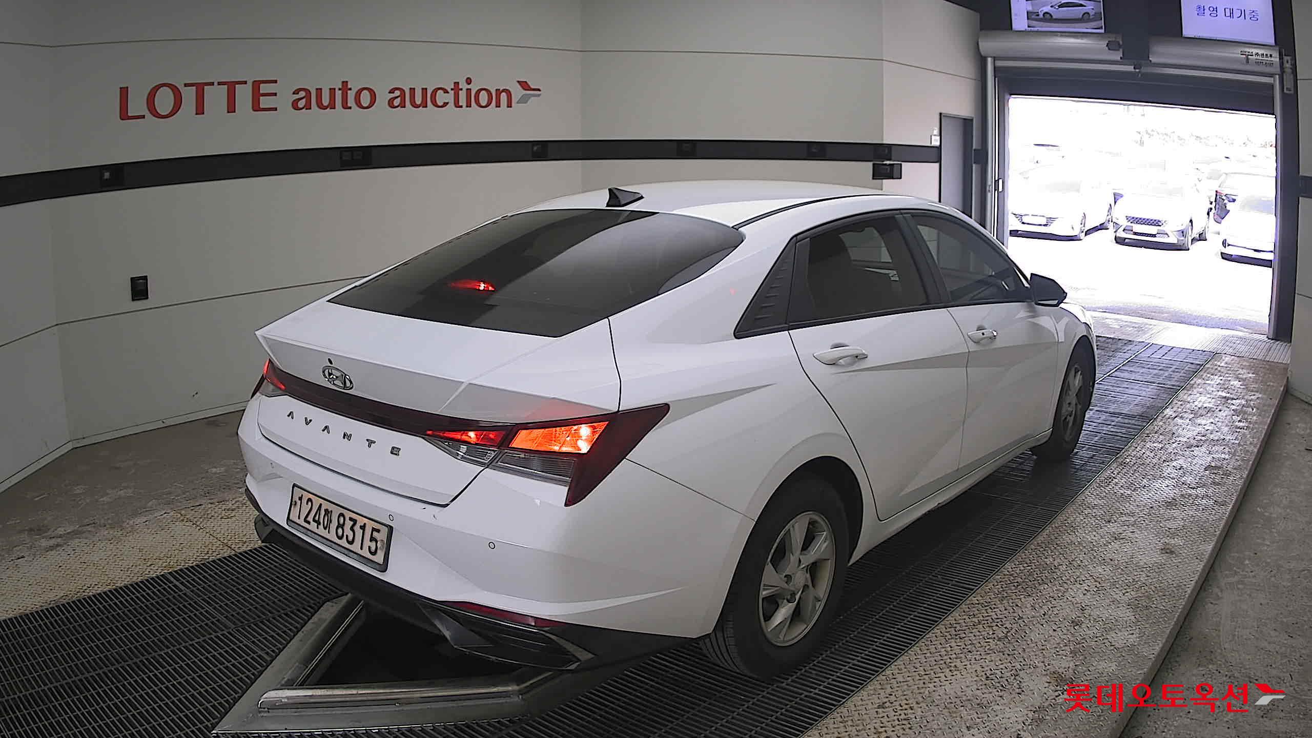 현대자동차 아반떼 2021 - 이미지 5