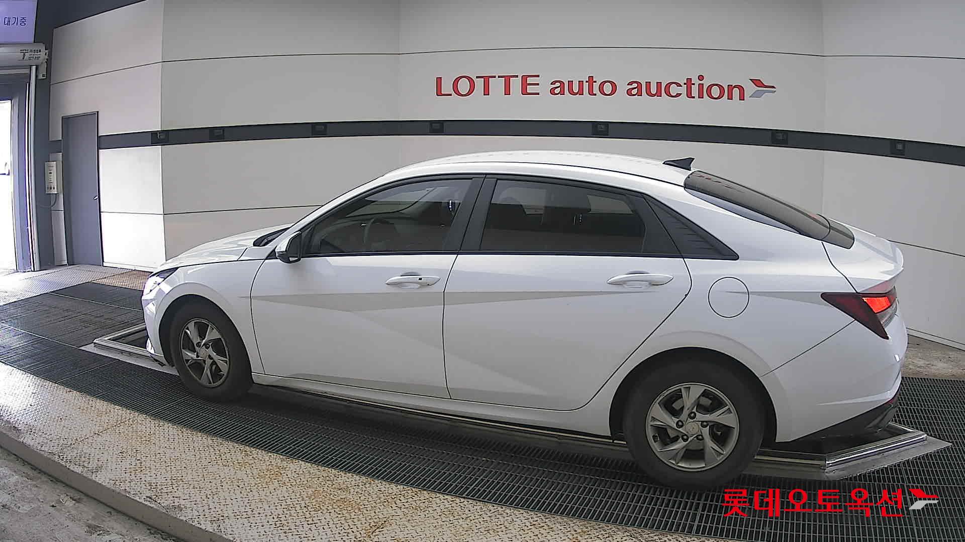 현대자동차 아반떼 2021 - 이미지 14