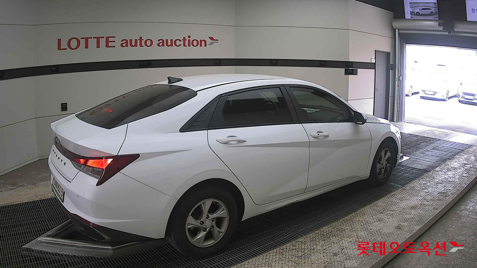 현대자동차 아반떼 2021 - 이미지 19