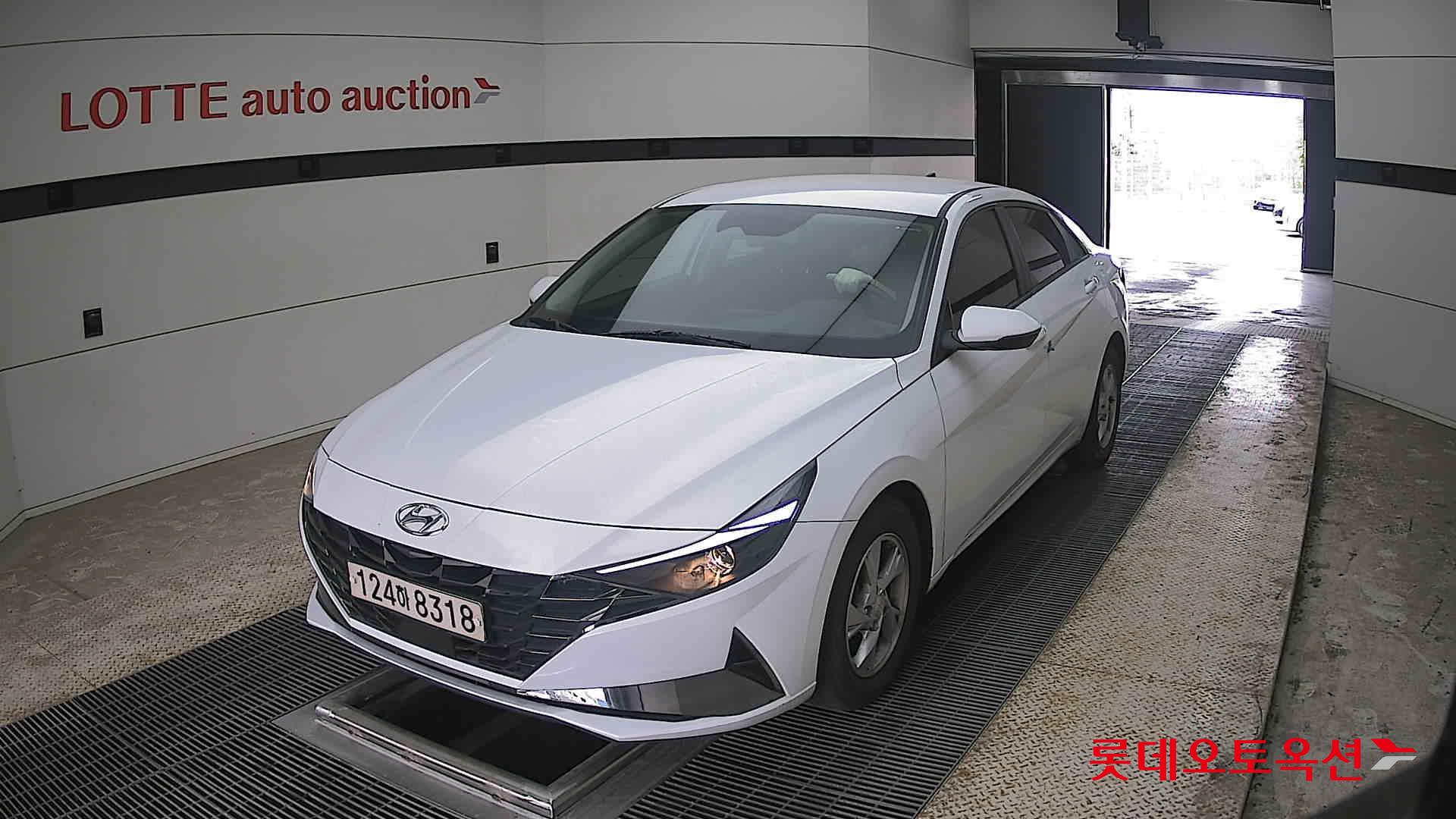 هيونداي إلانترا 2021 - صورة 10