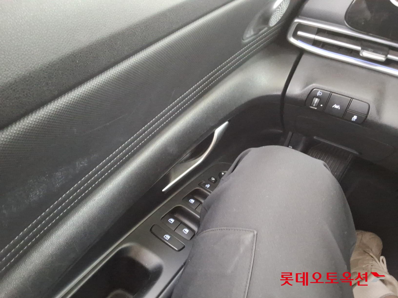 هيونداي إلانترا 2021 - صورة 29