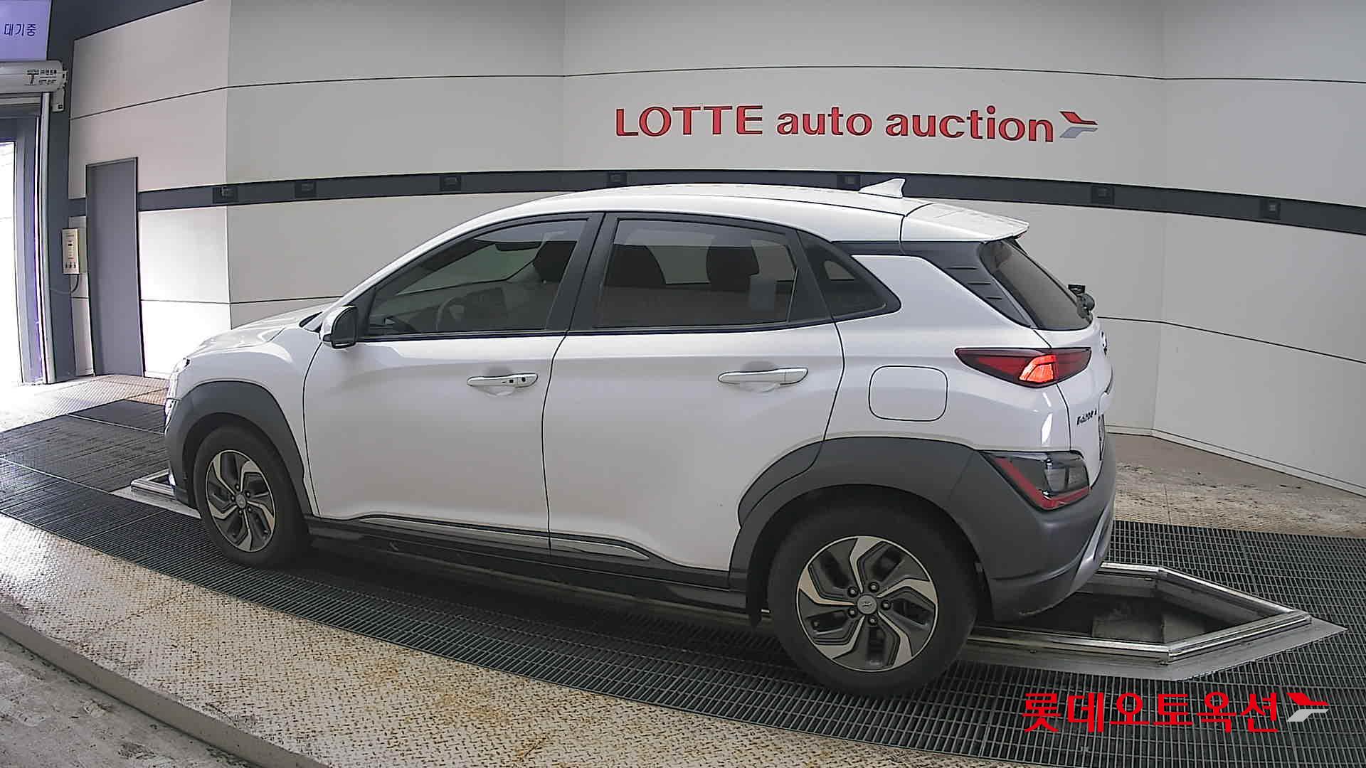 هيونداي كونا 2022 - صورة 14