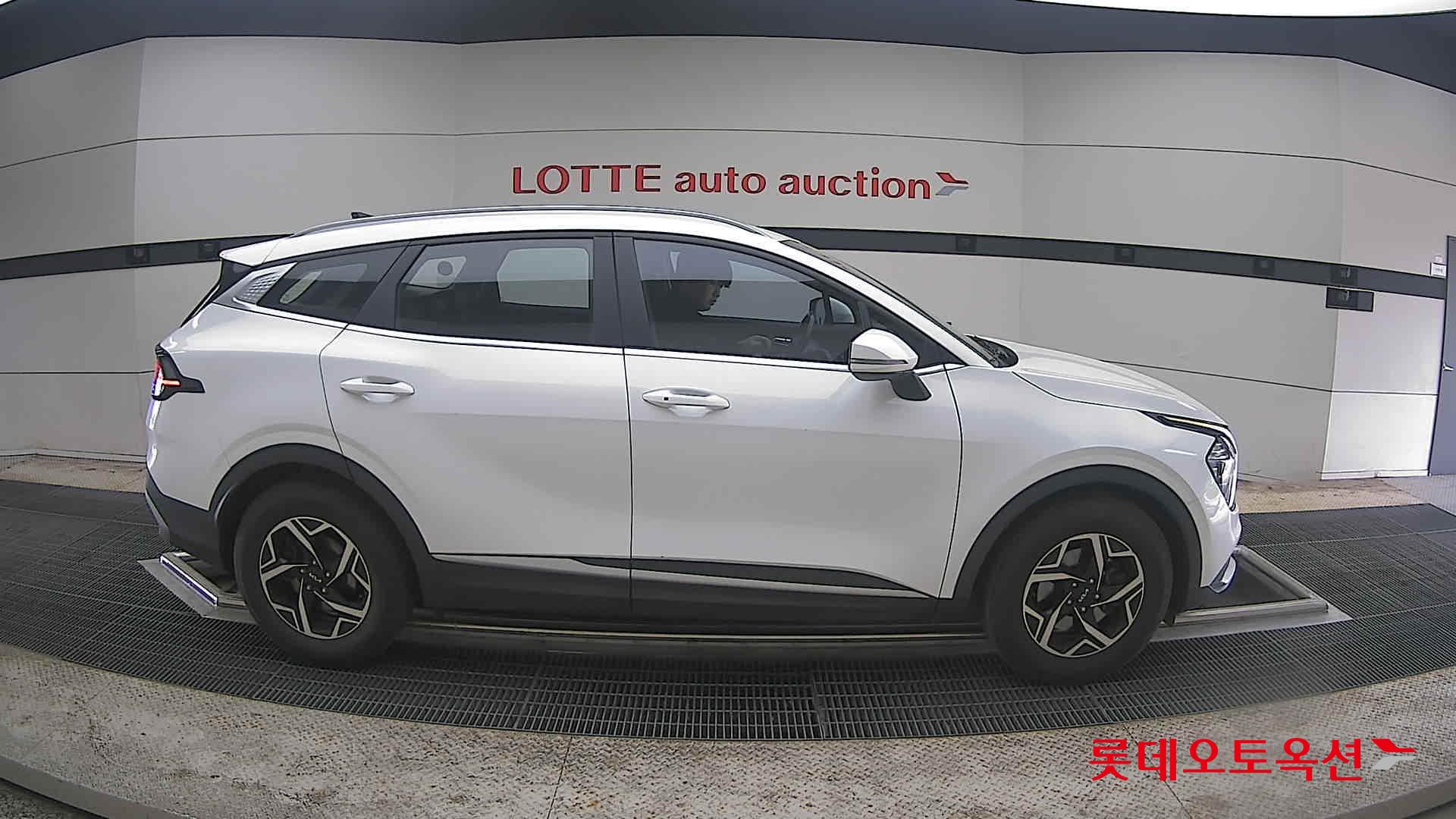 Kia Sportage 2022 - Image 21