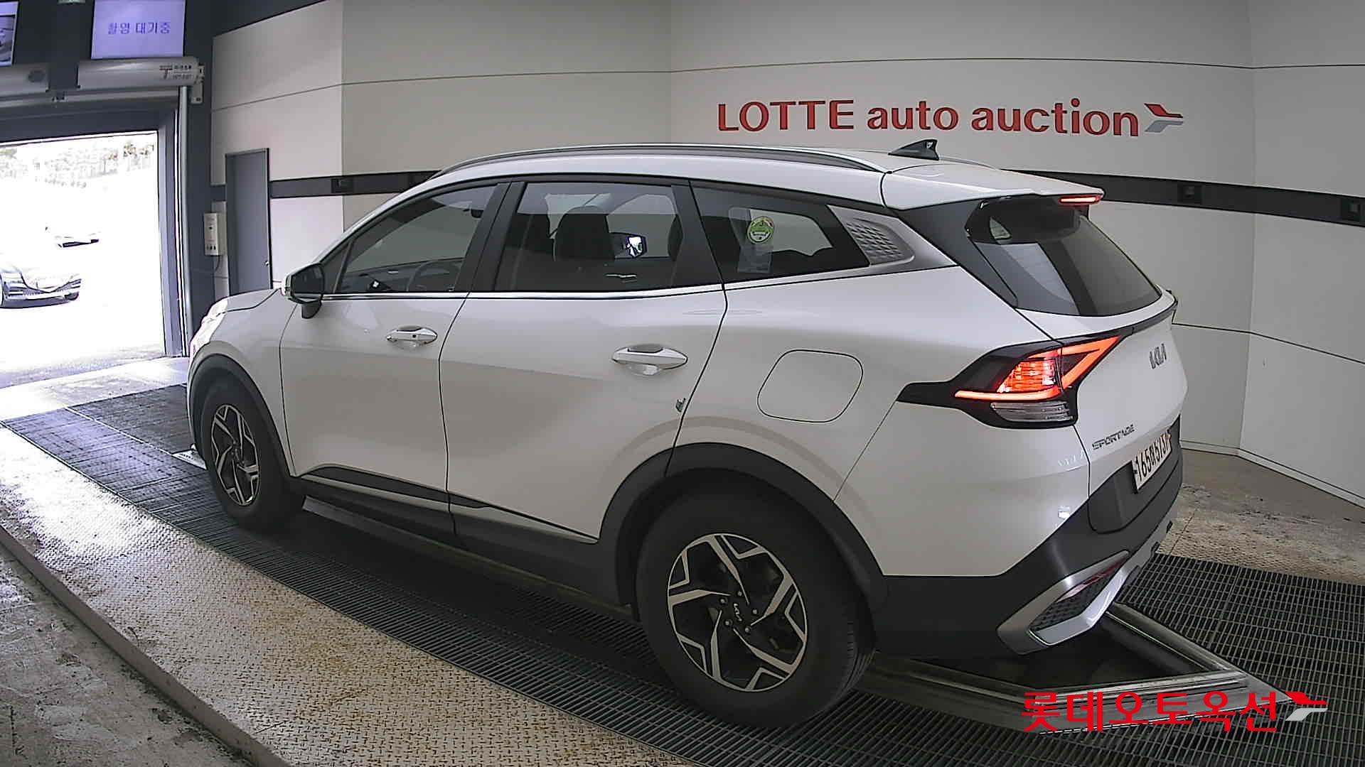 Kia Sportage 2022 - Image 15