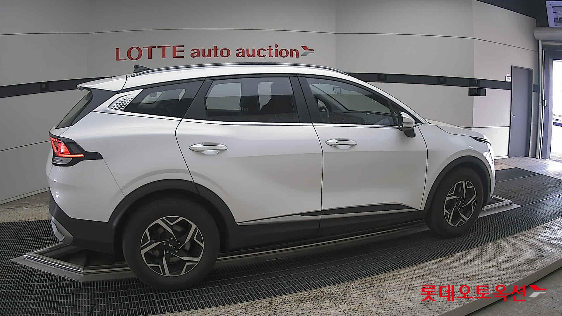 Kia Sportage 2022 - Image 20