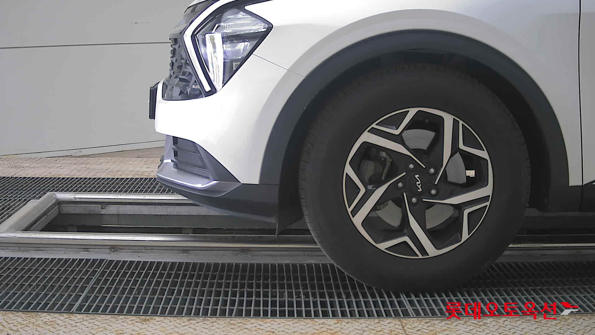 Kia Sportage 2022 - Image 25