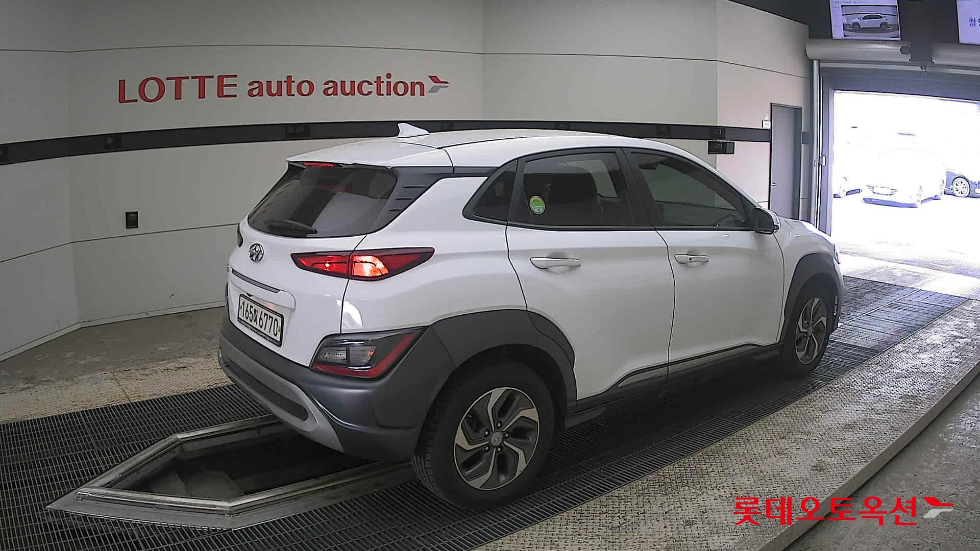 Hyundai Kona 2022 - Image 19