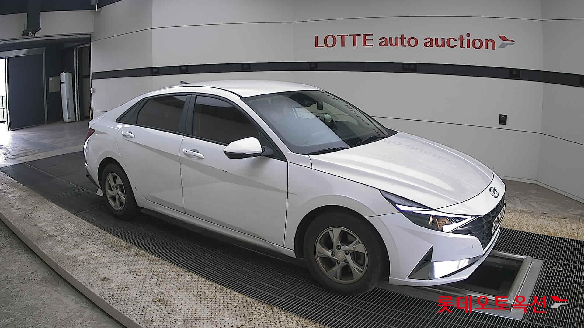 Hyundai Elantra 2021 - Image 23