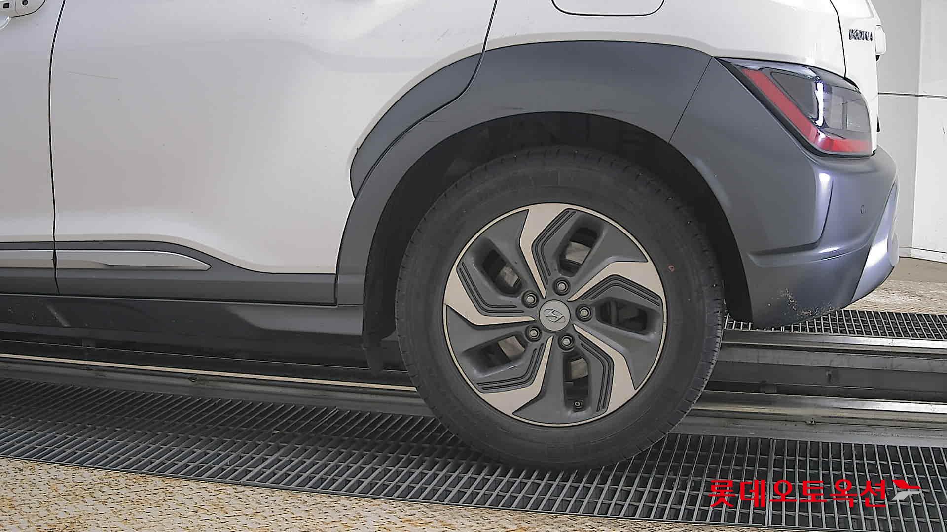 Hyundai Kona 2021 - Image 26