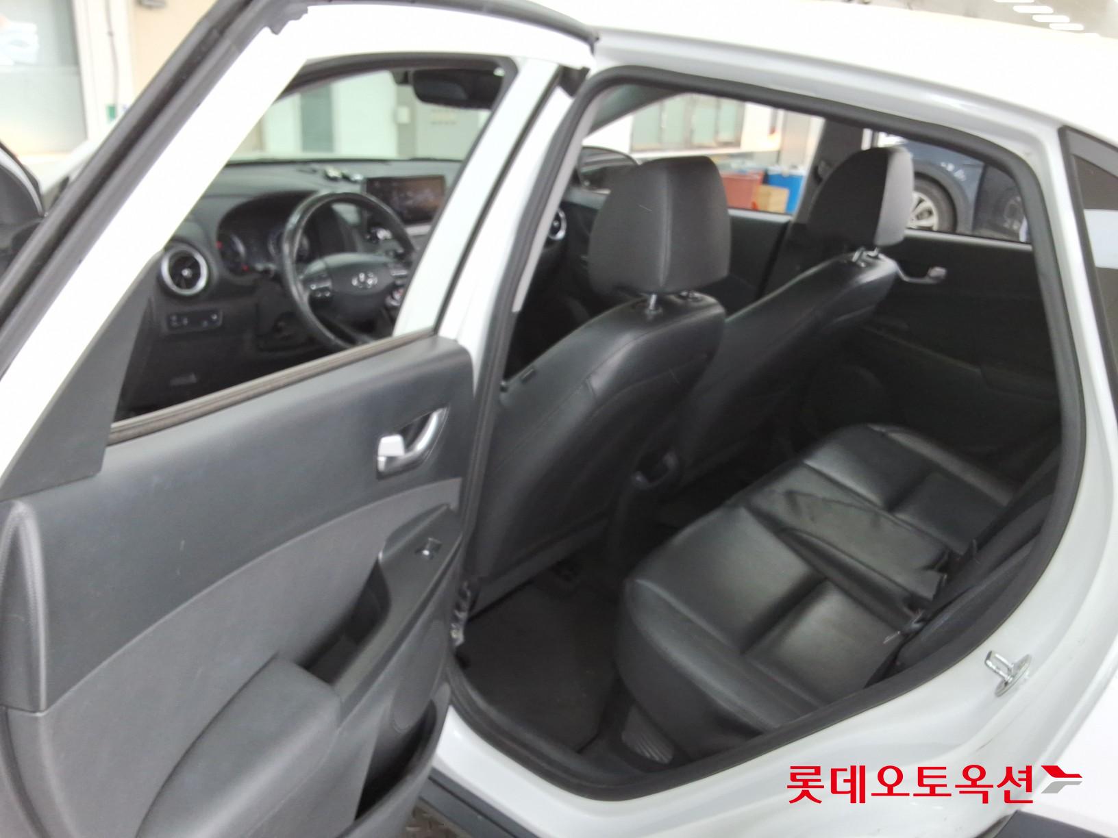 Hyundai Kona 2022 - Image 37