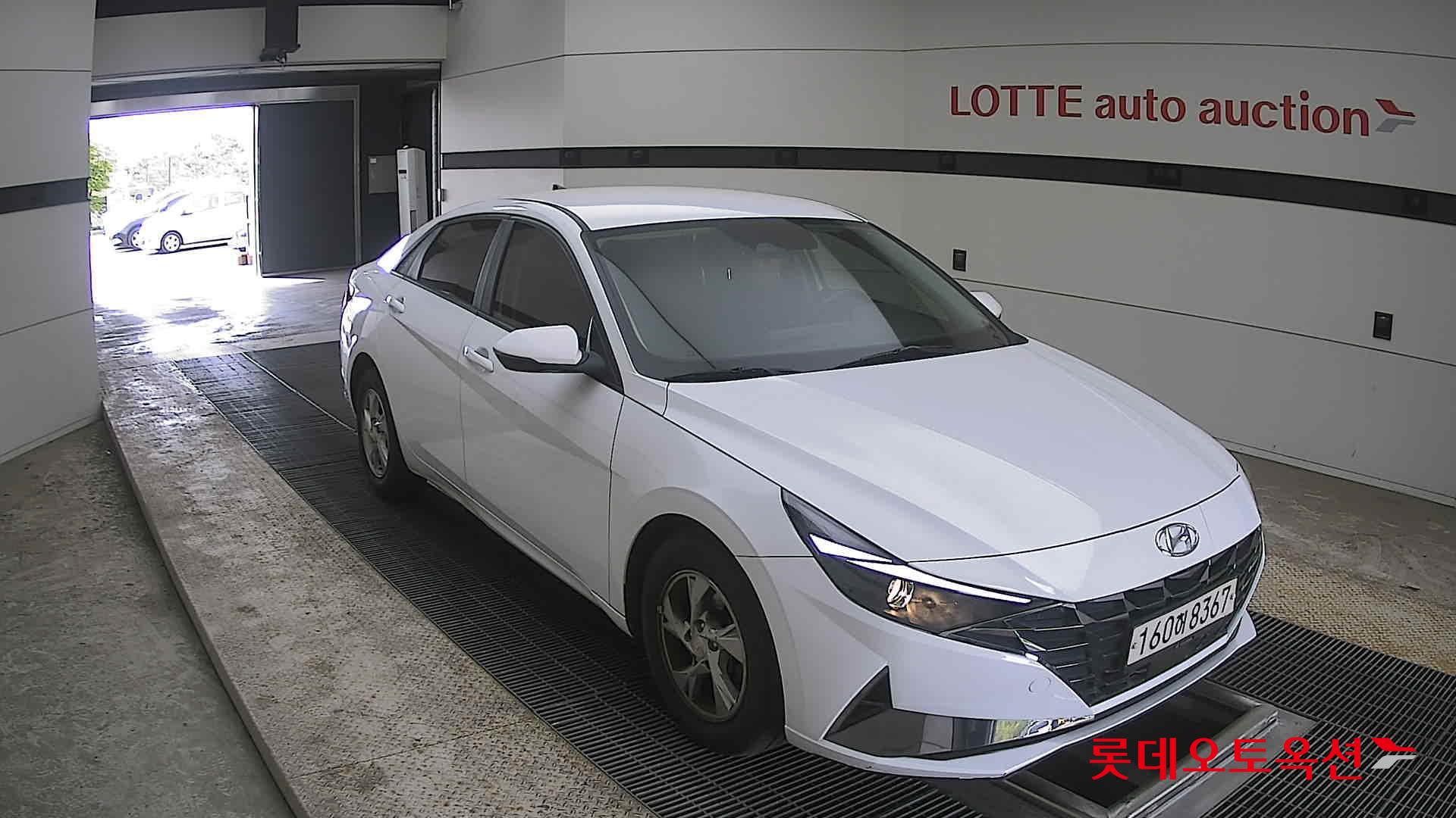 Hyundai Elantra 2021 - Image 6