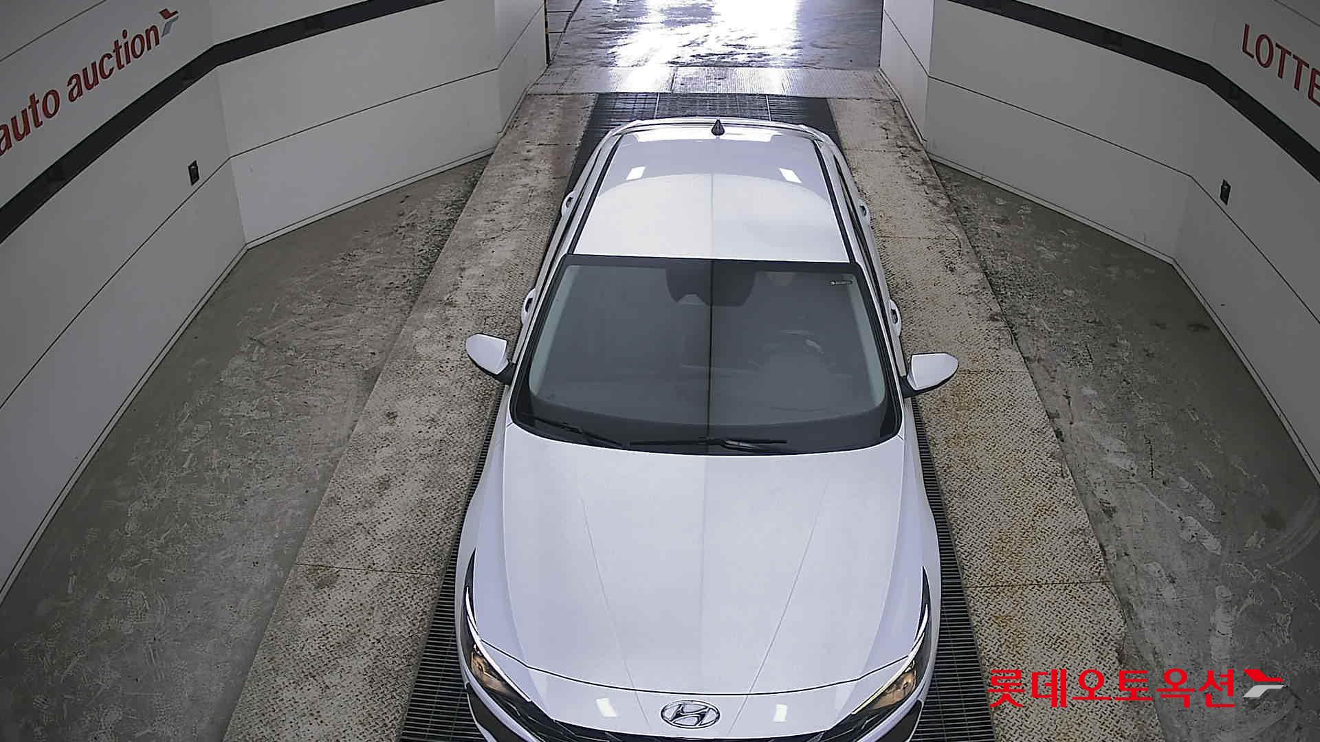 Hyundai Elantra 2021 - Image 7